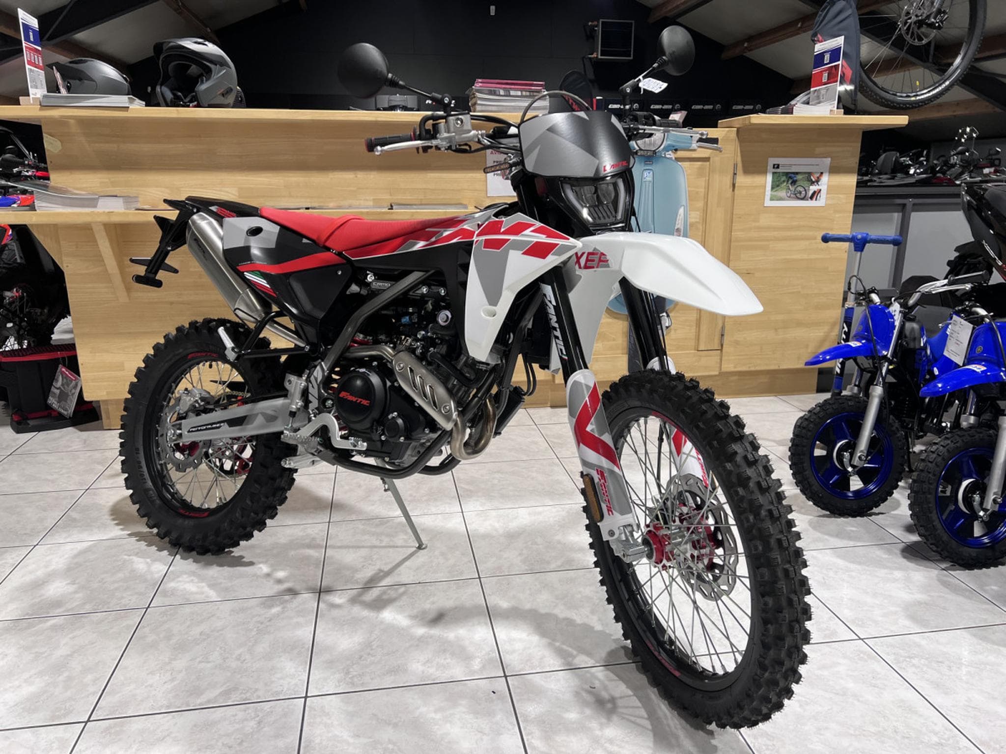 Fantic Enduro XEF 4T PERFORMANCE (2026) - Photo 7