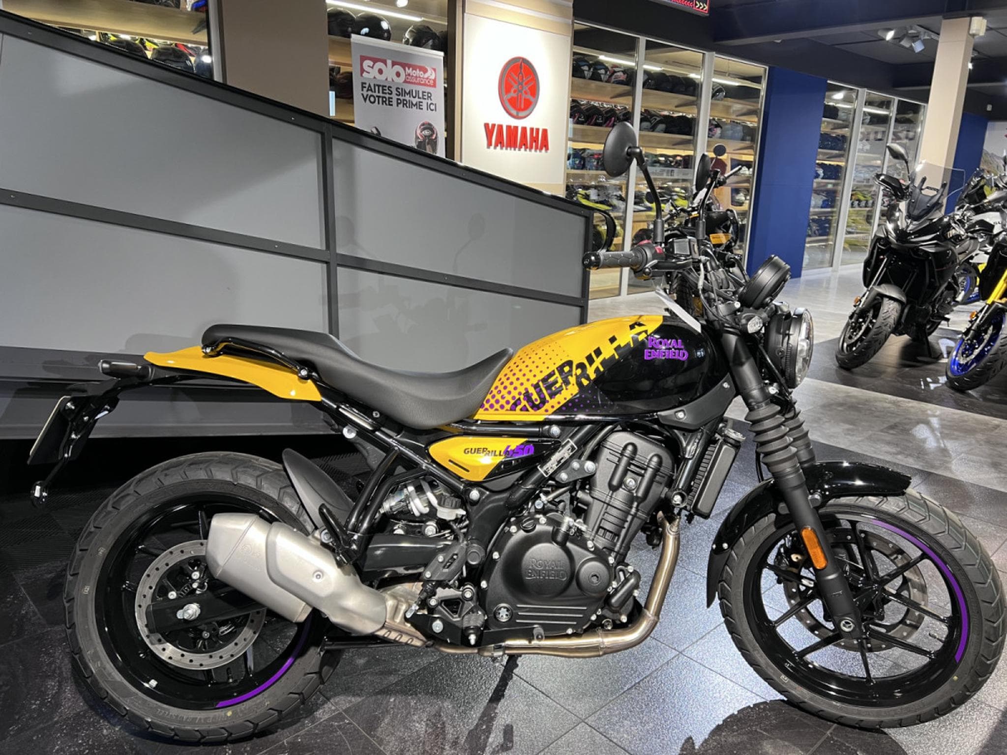 Royal Enfield Guerrilla 450 Yellow Ribbon (2025) - Foto 1