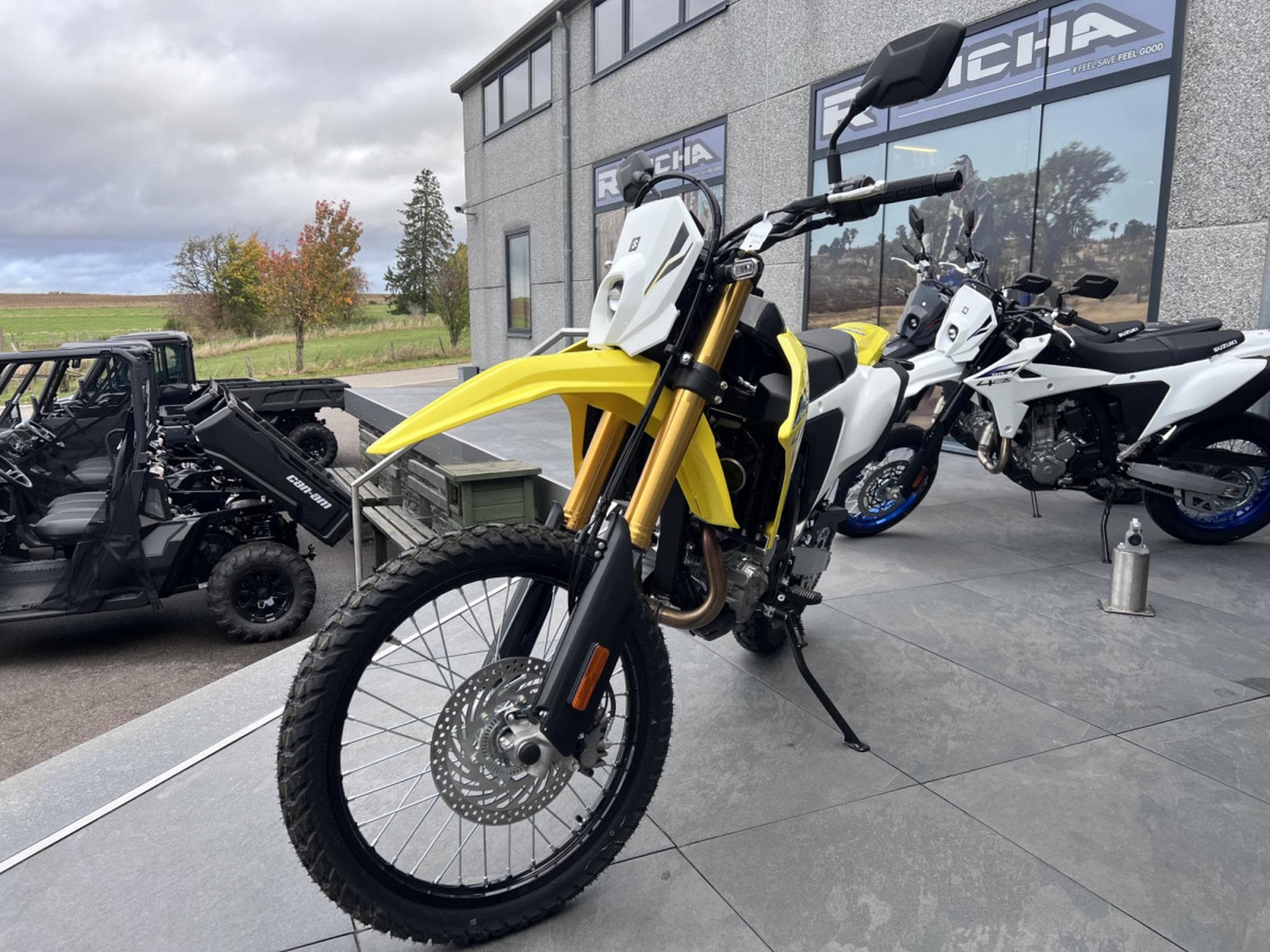 Suzuki DR-Z 400 S Enduro (2026) - Photo 2