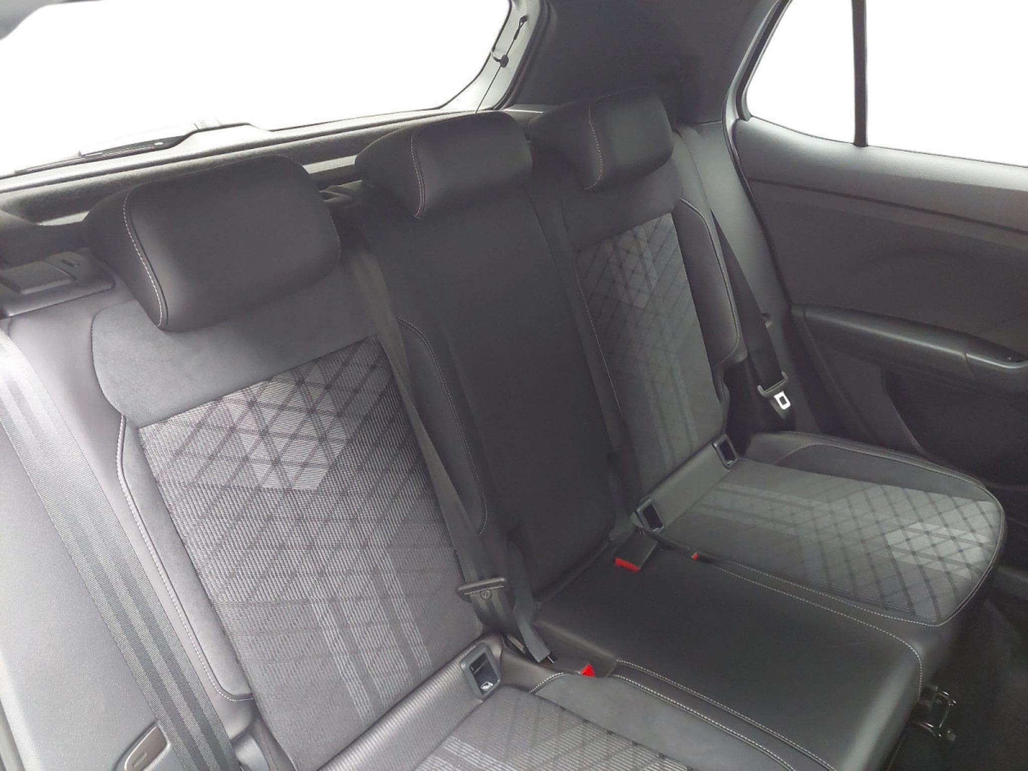 VW T-Cross 1.0 TSi 115 DSG R-Line (2025) - Photo 16