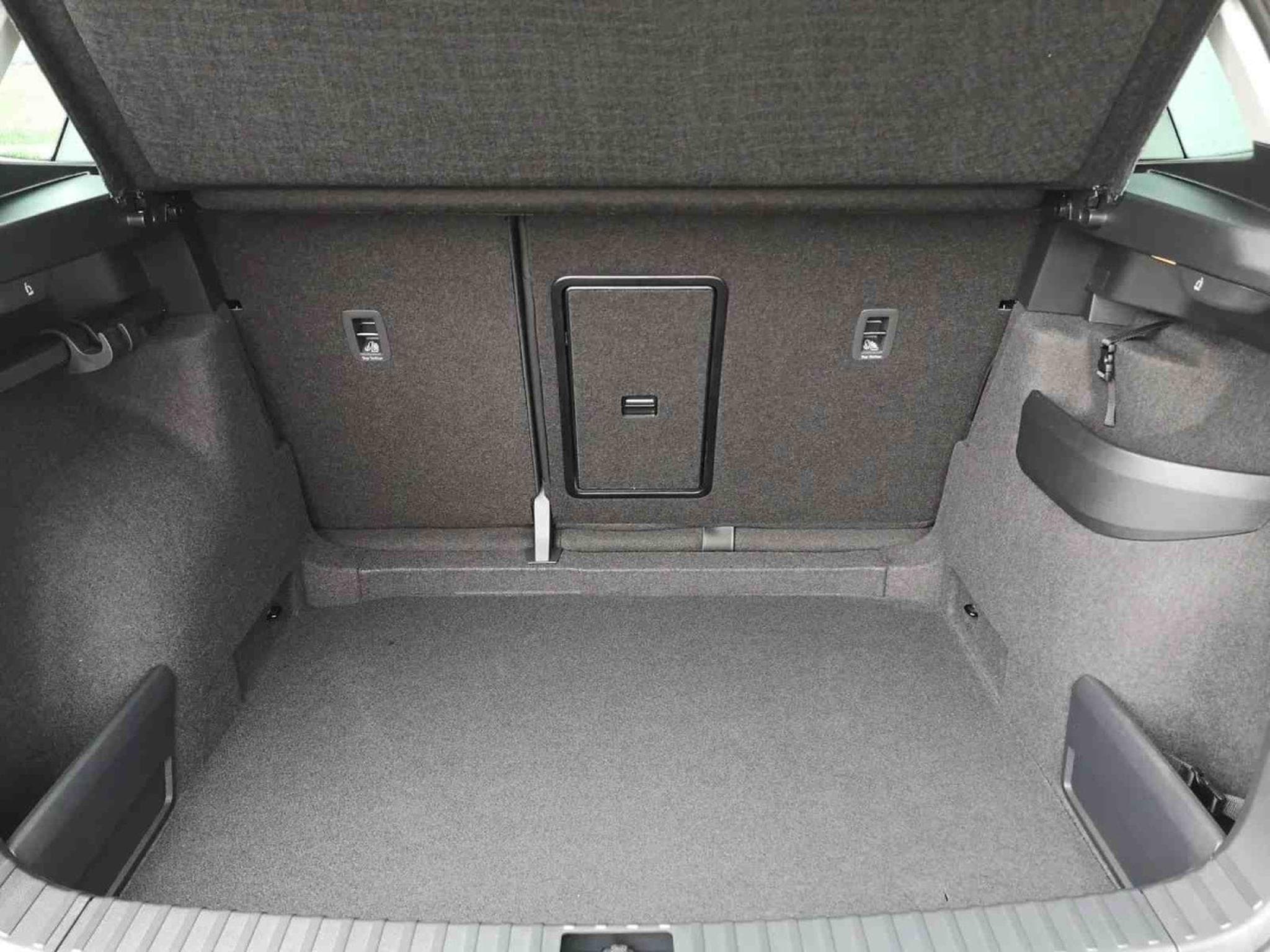 Skoda Karoq 1.5 TSi 150 DSG SELECTION (2025) - Photo 10