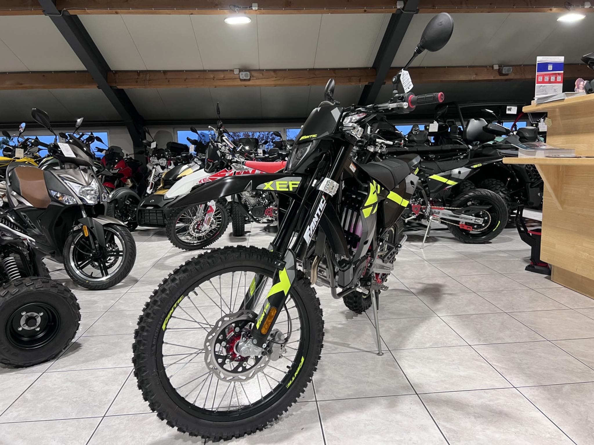 Fantic Enduro XEF 4T PERFORMANCE (2026) - Photo 2