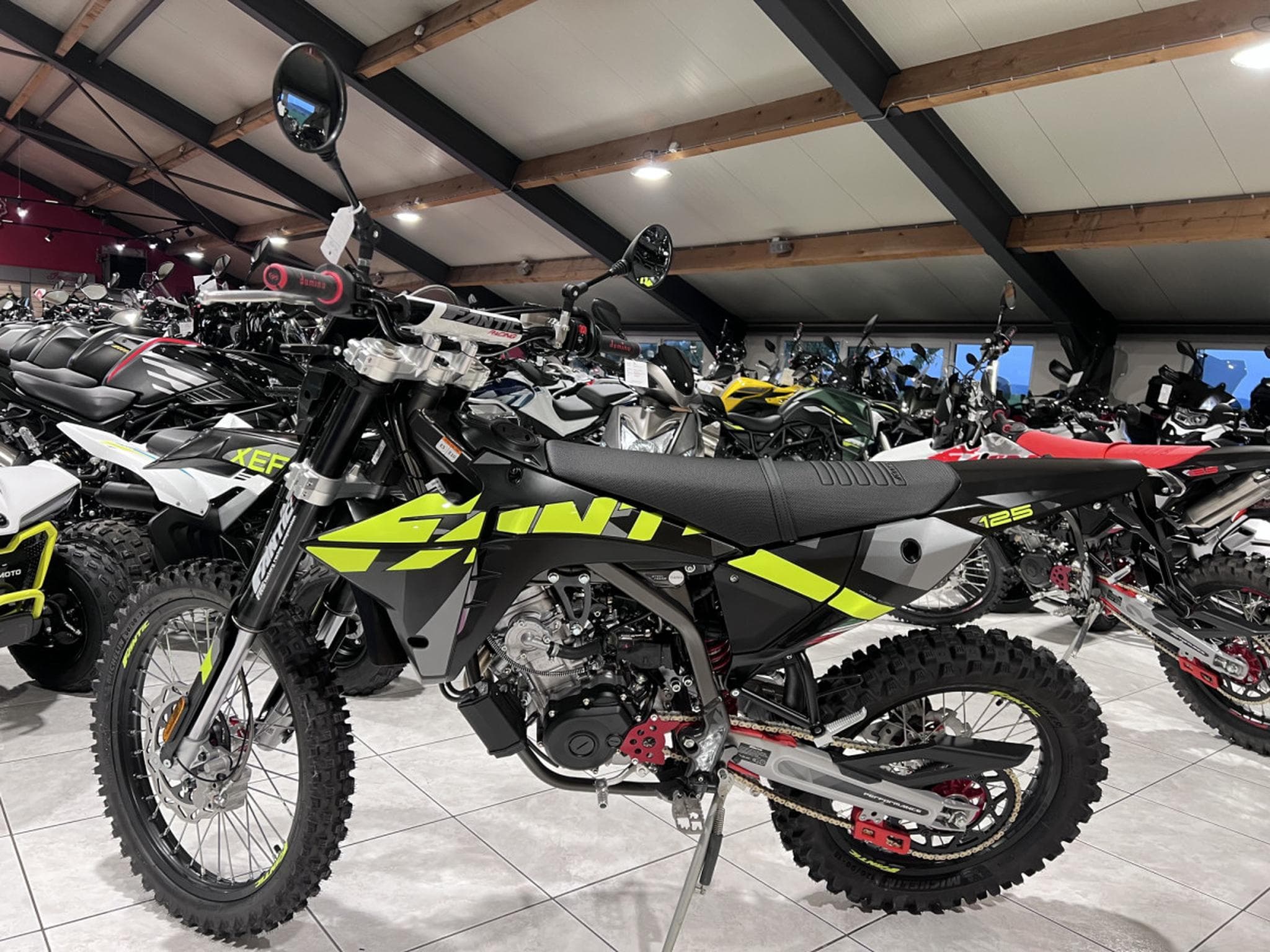 Fantic Enduro XEF 4T PERFORMANCE (2026) - Photo 4