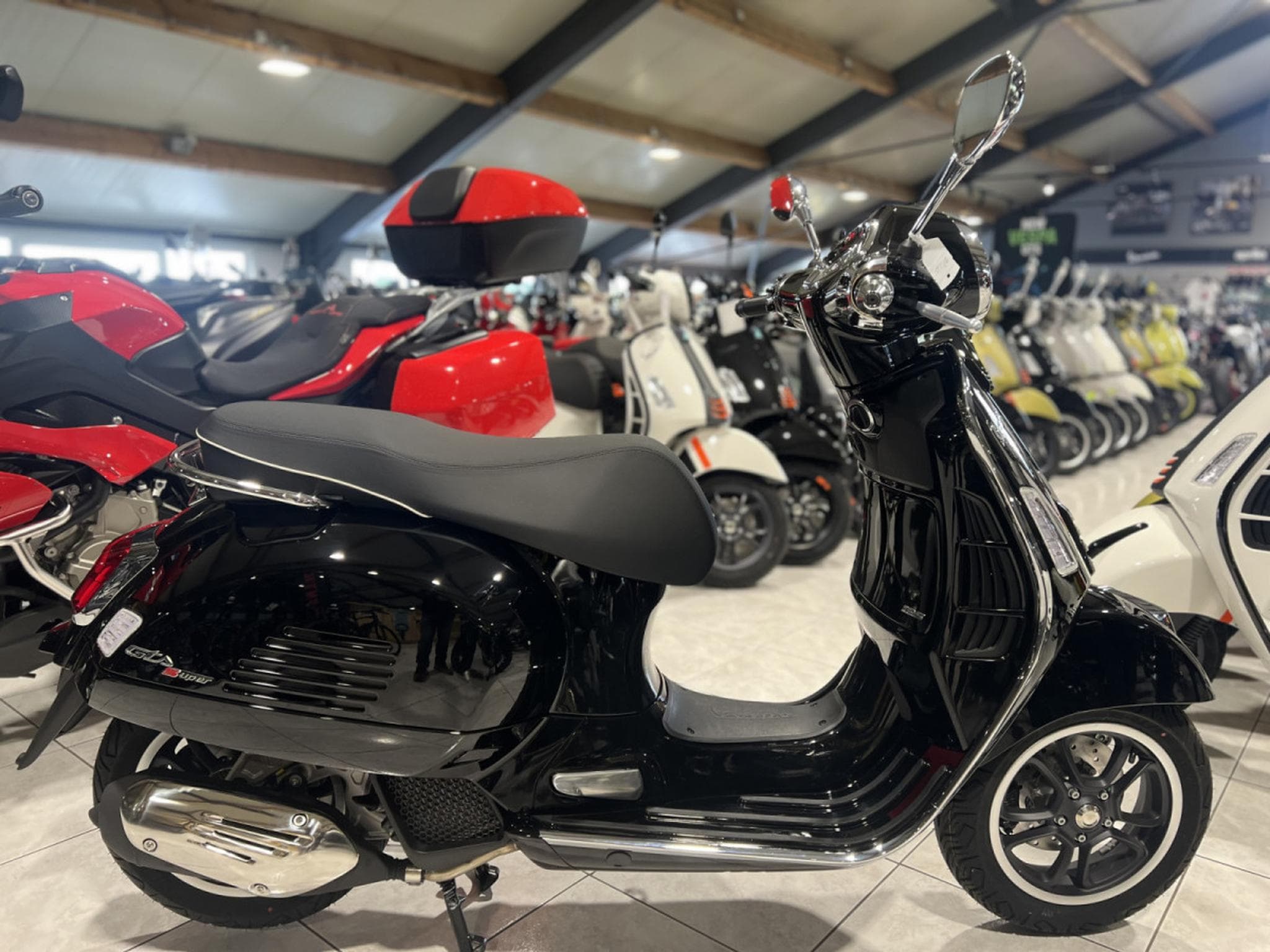 Vespa GTS 125 (2026) - Foto 1