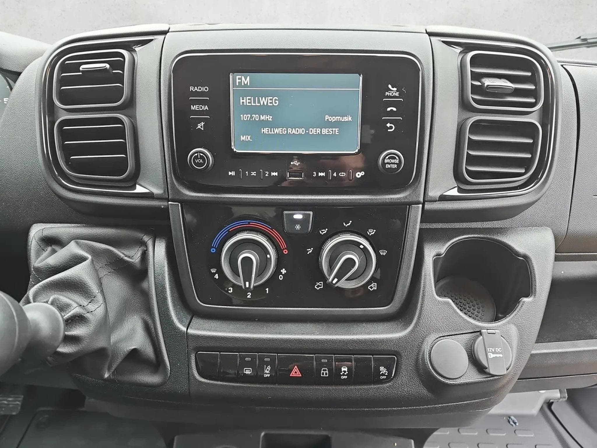 Fiat Ducato 2.2 Mjet 180 L4H3 (2026) - Foto 9