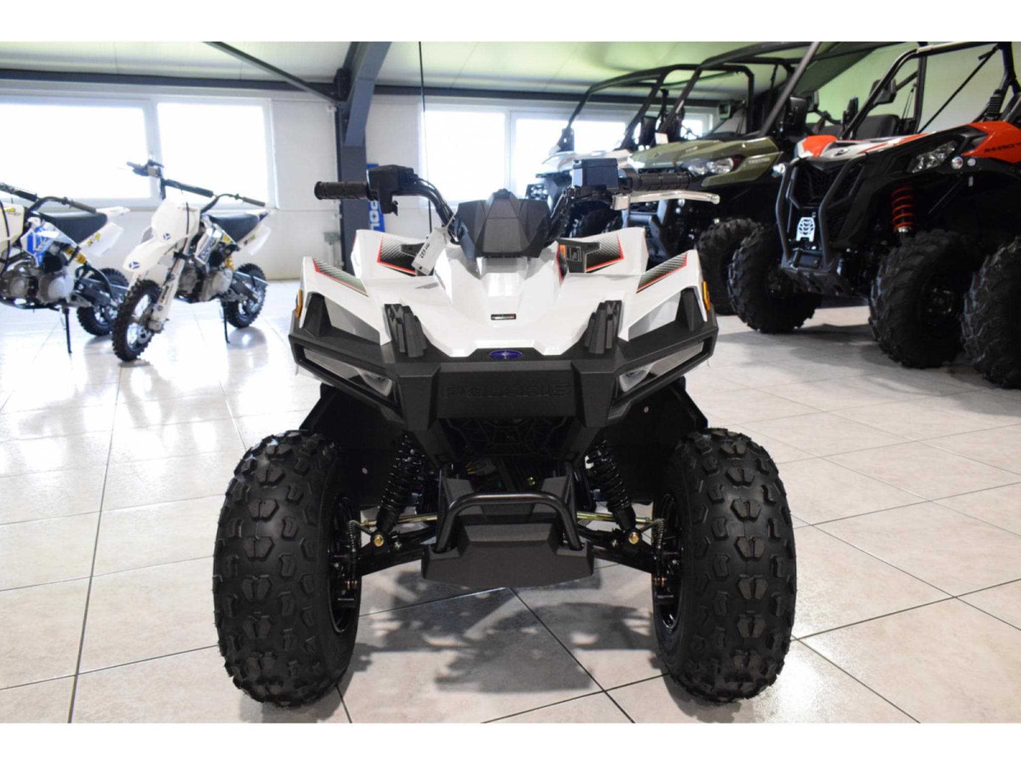 Polaris Outlaw 70 (2026) - Photo 2
