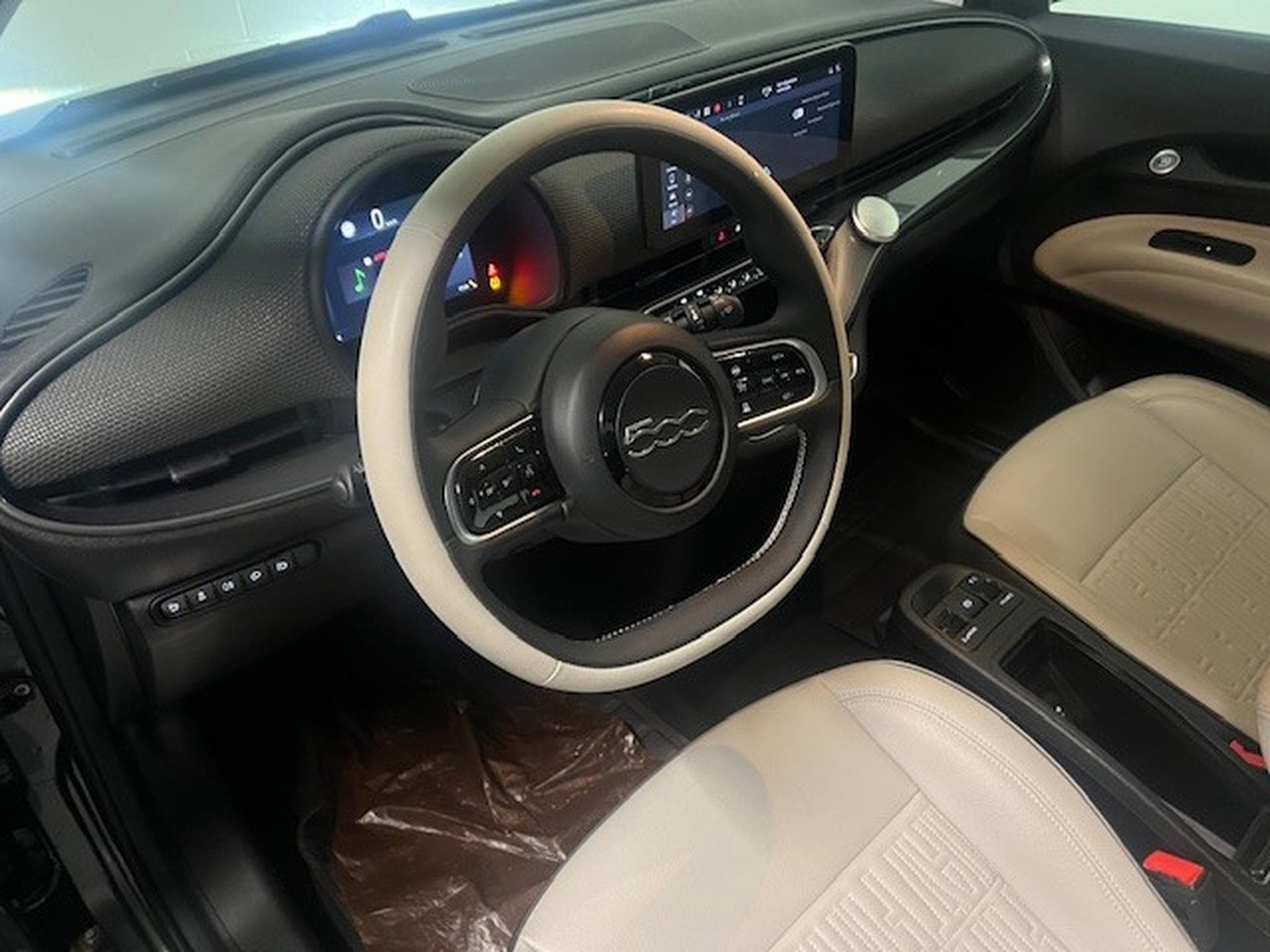 Fiat 500 PRIMA (2021) - Photo 6