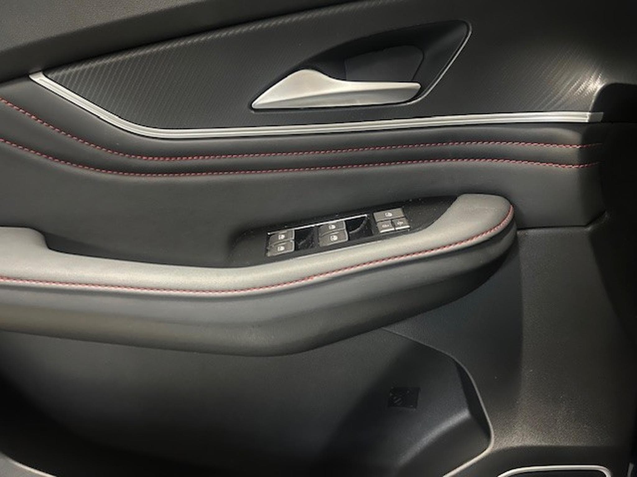 Forthing T5 EVO 1.5 T-GDI EVO-T5 PREMIUM AUTO (2024) - Photo 8