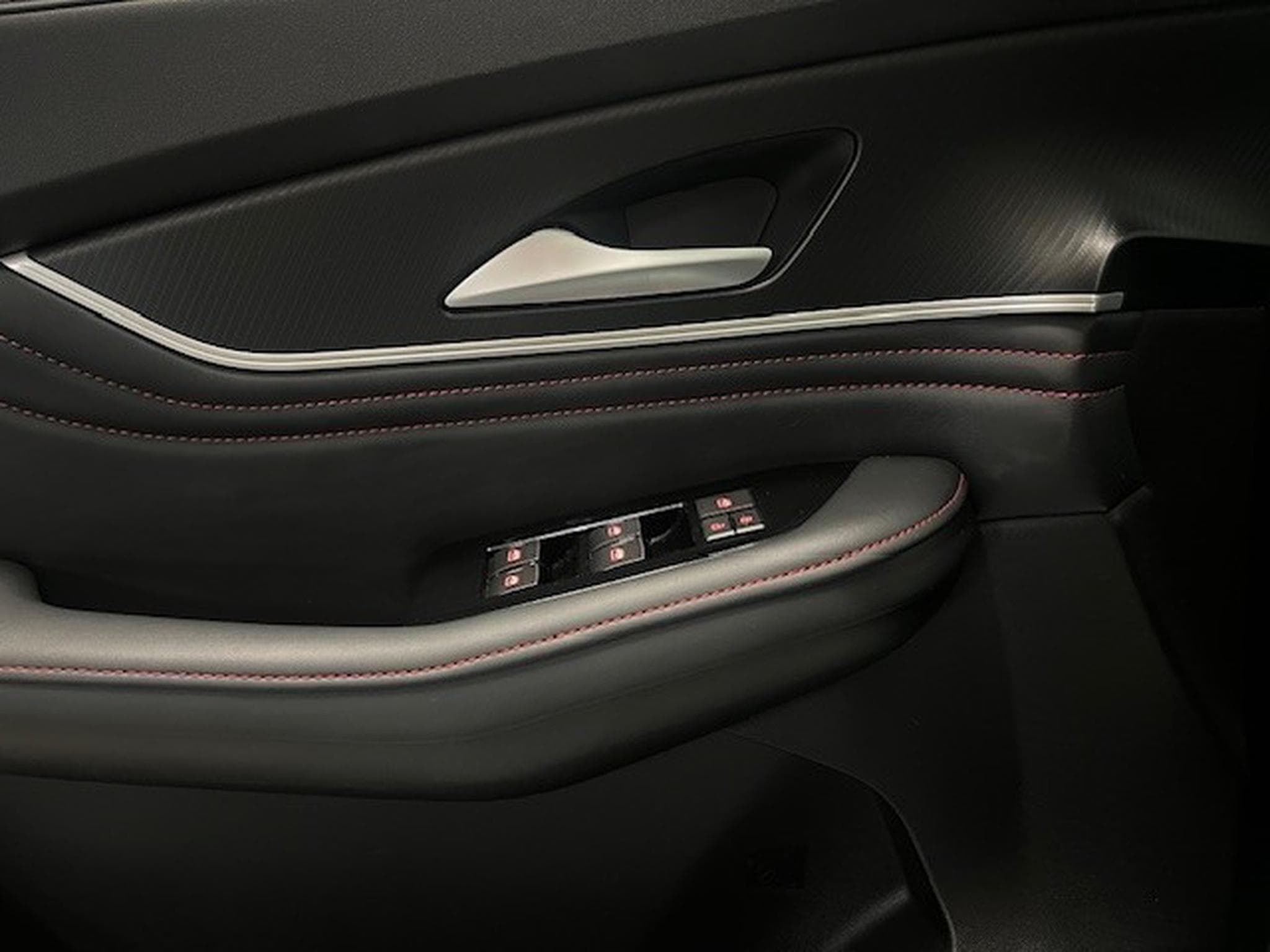 Forthing T5 EVO 1.5 T-GDI PREMIUM AUT (2025) - Photo 12