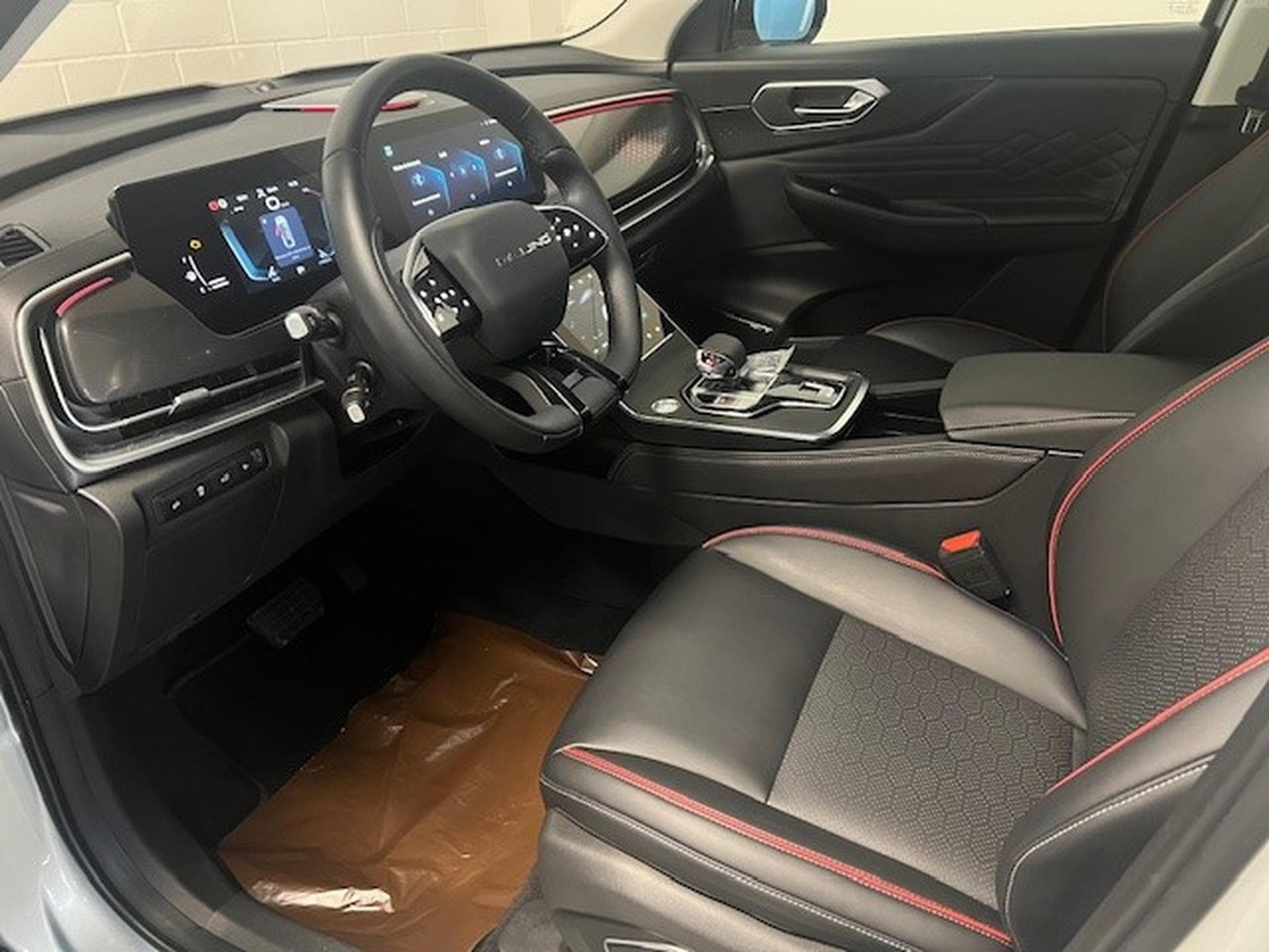 Baic X75 1.5 TGDI PREMIUM AUT (2024) - Photo 4