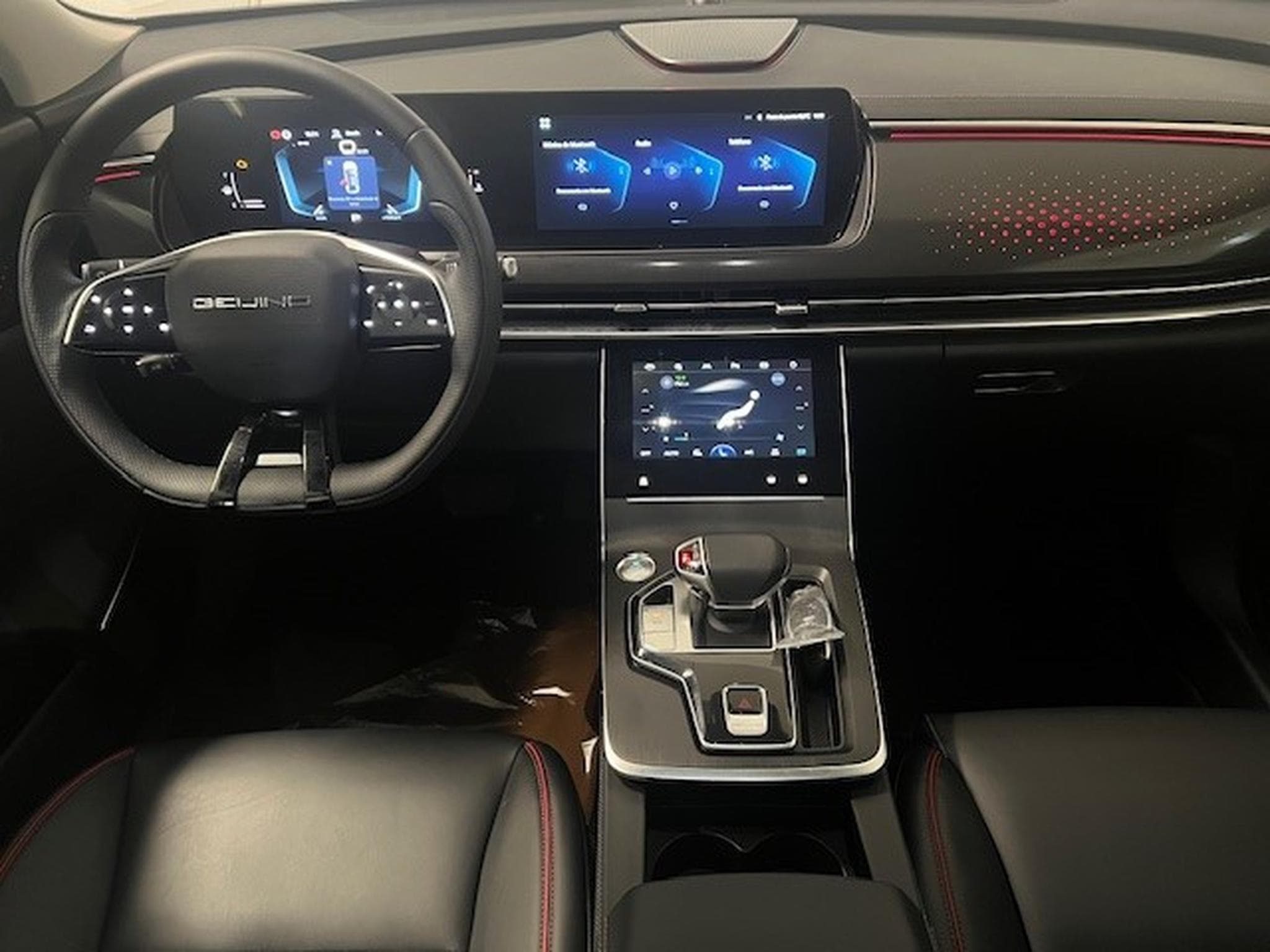 Baic X75 1.5 TGDI PREMIUM AUT (2024) - Photo 5