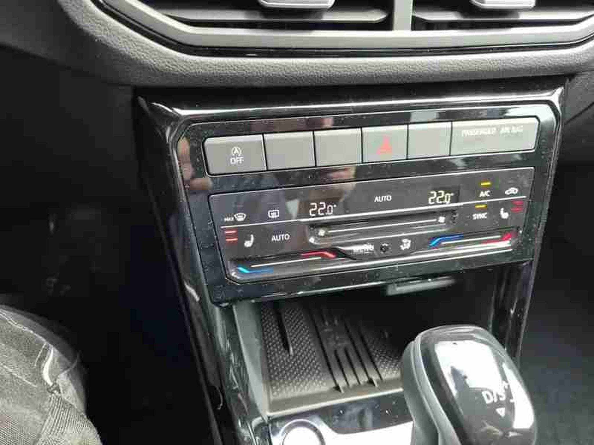 VW T-Cross 1.0 TSi 115 DSG LIFE (2026) - Photo 16