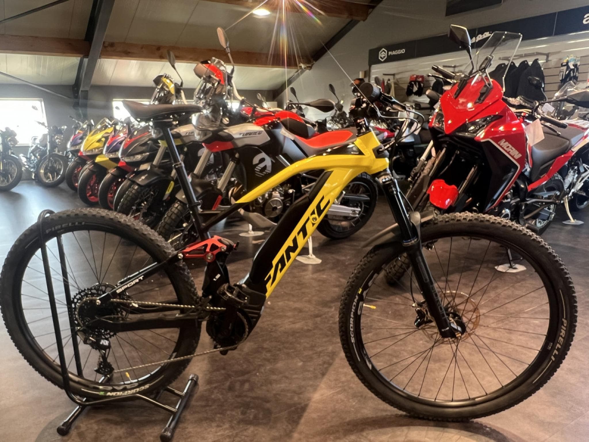 Fantic XTF 1.5 SPORT M ALU BROSE 90 Nm, taille S  630 Wh, 12 V, 29''-29 (2026) - Photo 1