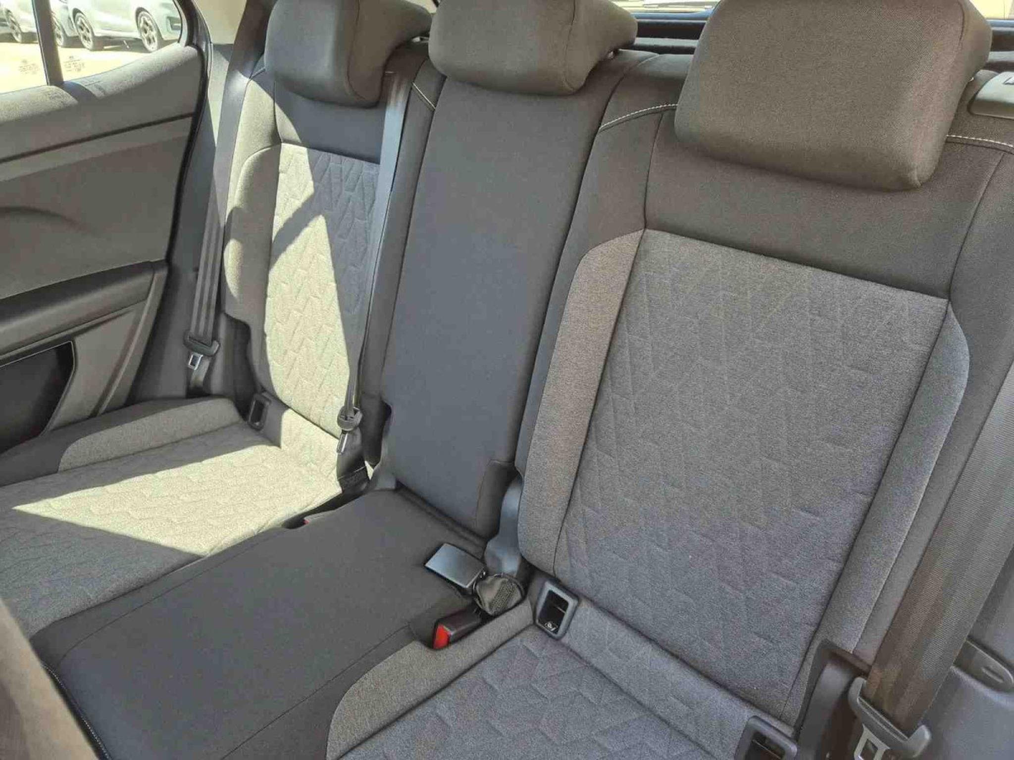 VW T-Cross 1.0 TSi 115 DSG LIFE (2026) - Photo 9