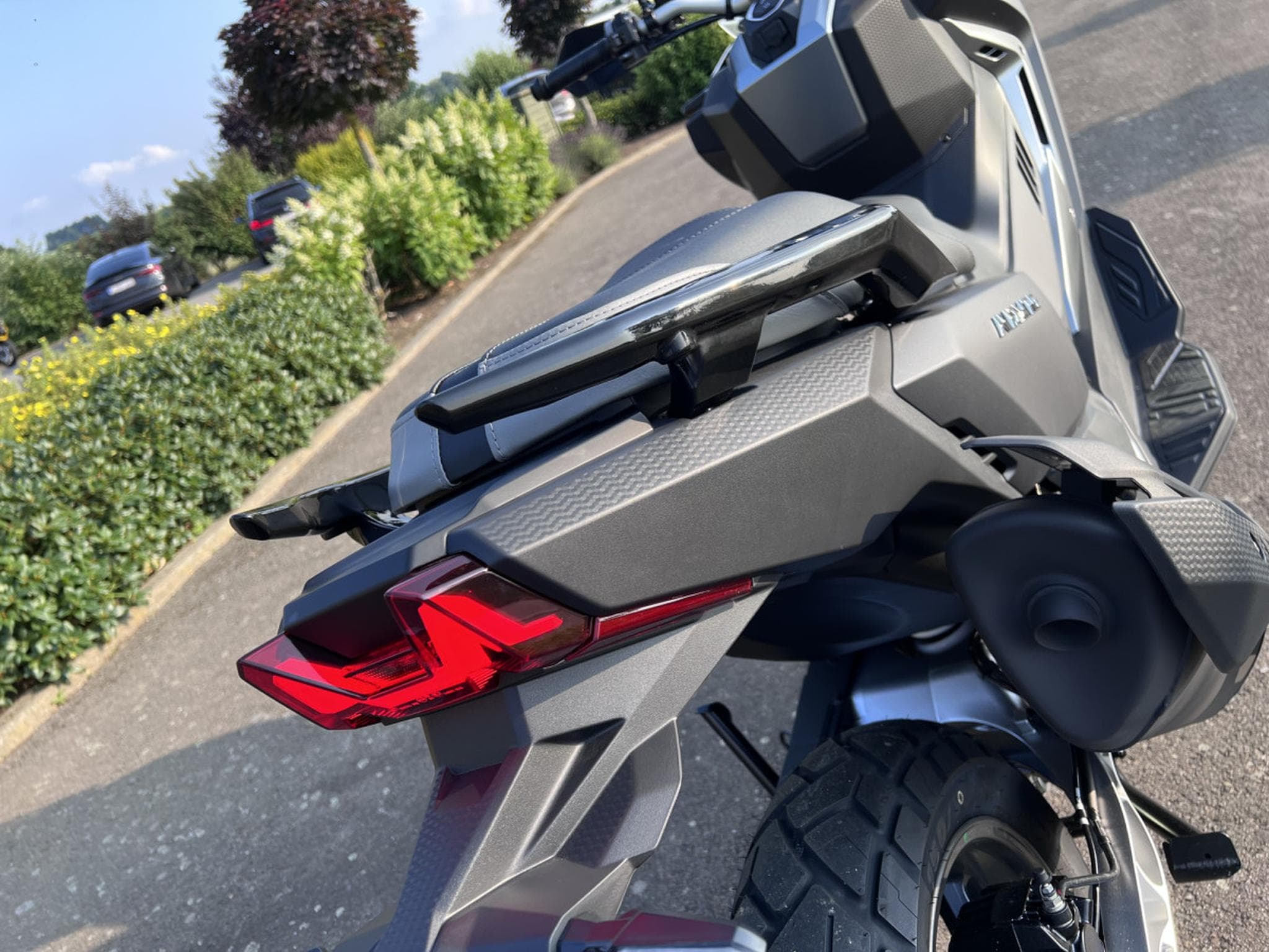 SYM ADXTG 400 (2026) - Photo 5