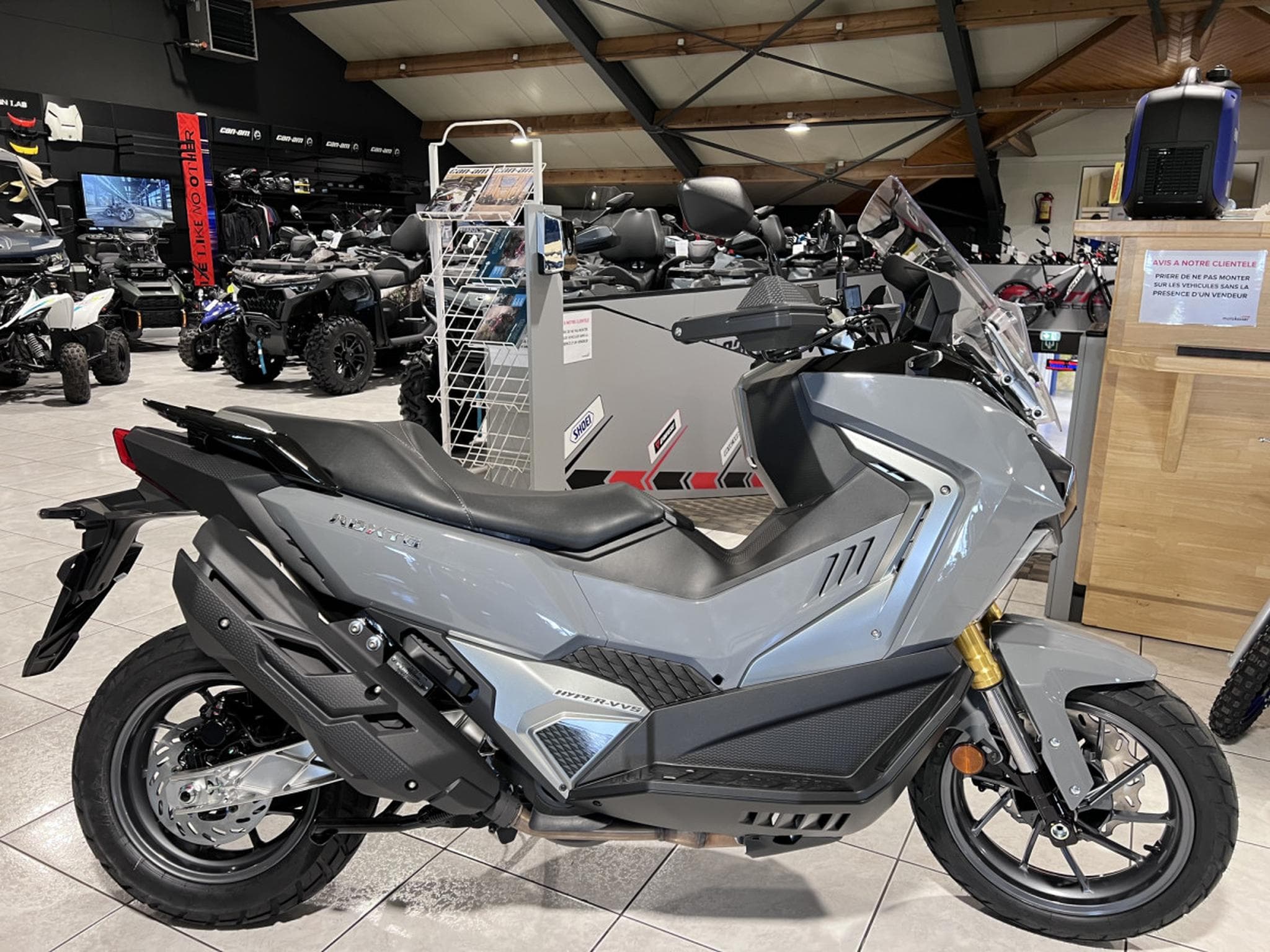 SYM ADXTG 400 (2026) - Photo 1