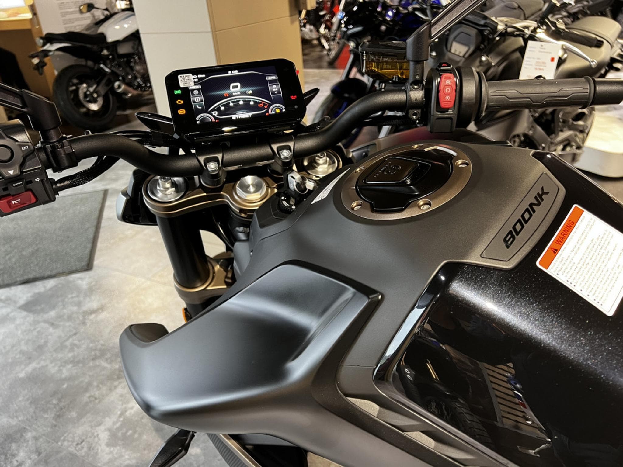 CF Moto 800 NK SPORT (2026) - Photo 5