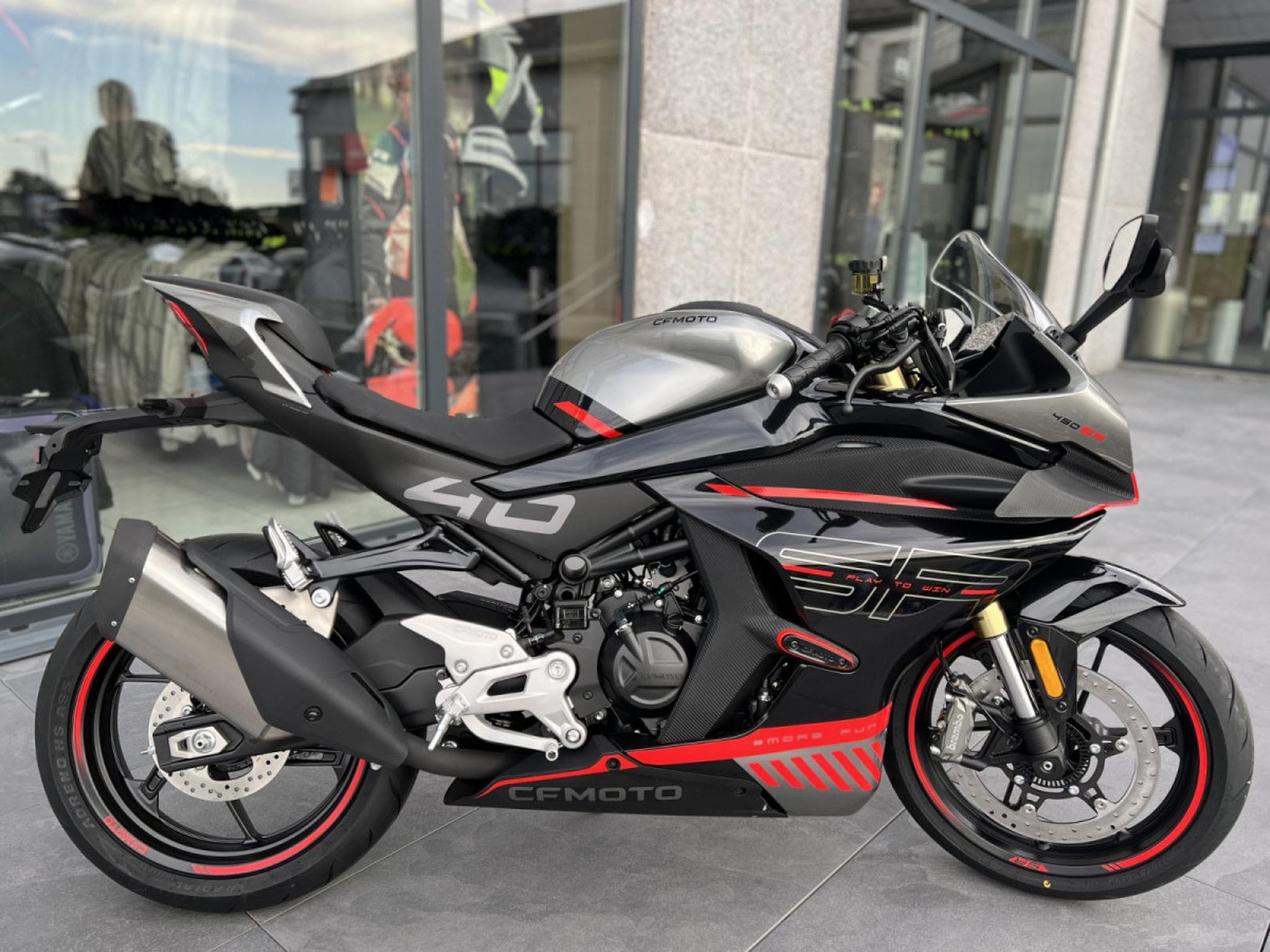 CF Moto SR (2026) - Photo 1