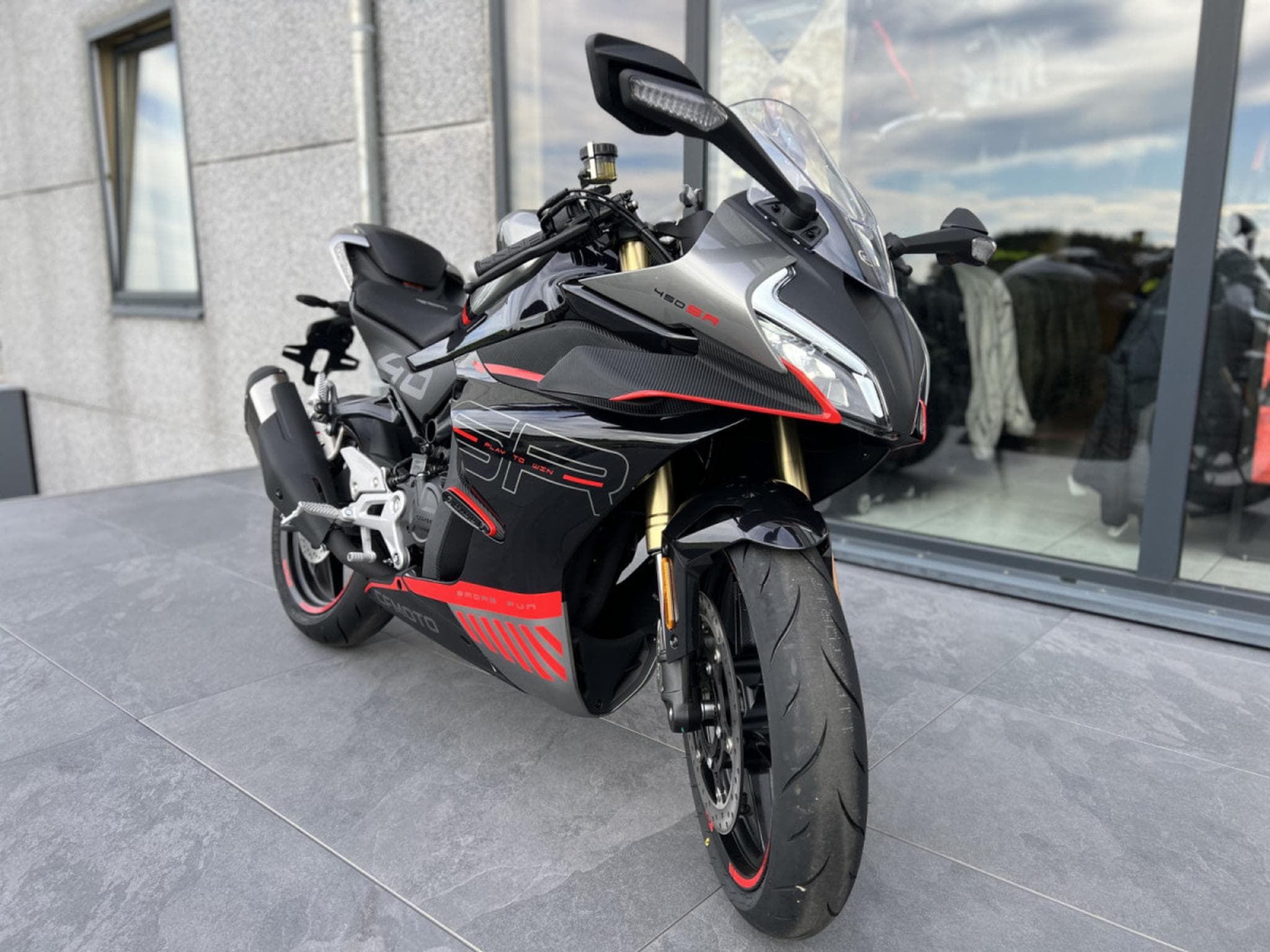 CF Moto SR (2026) - Photo 6