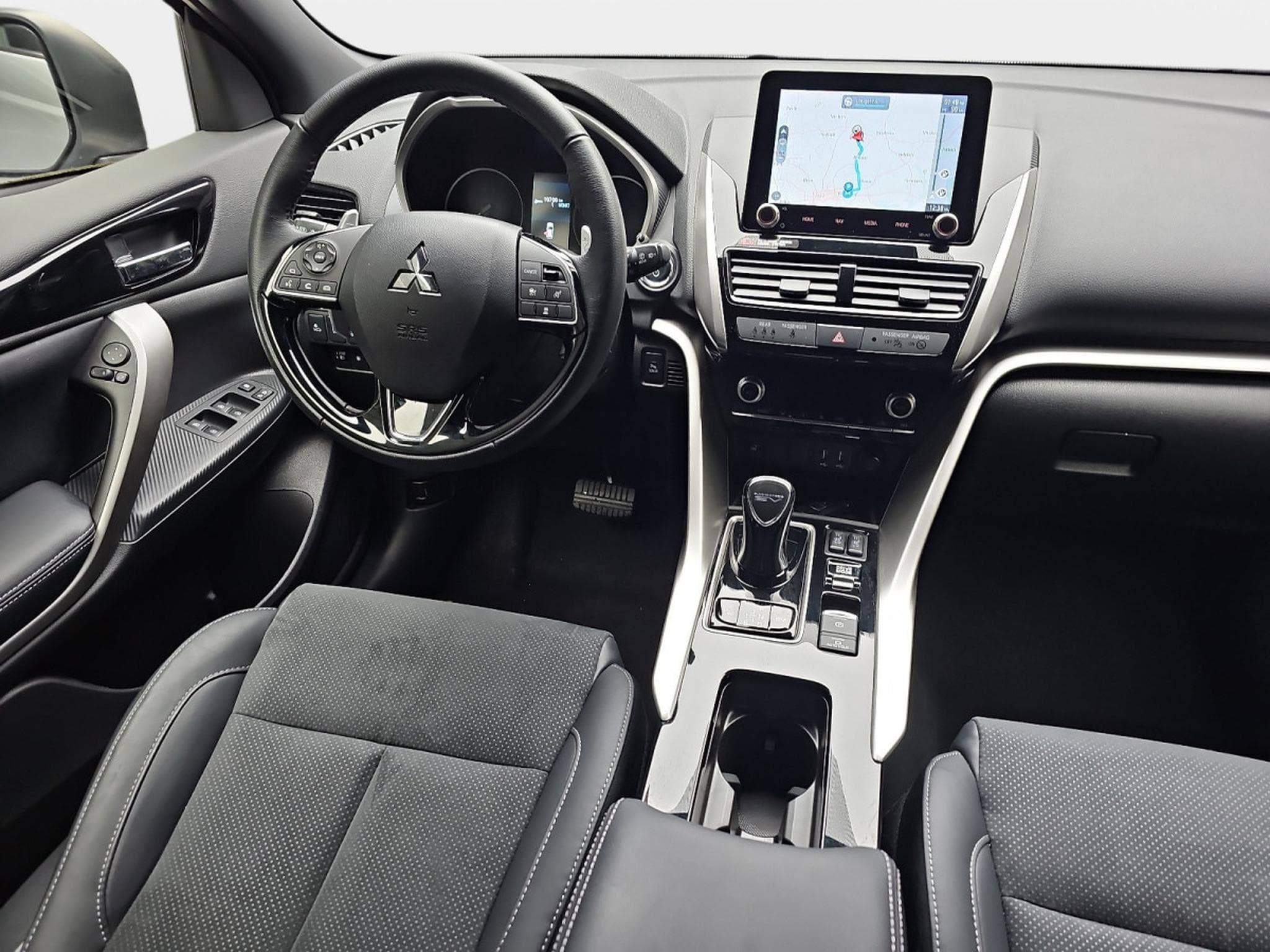 Mitsubishi Eclipse Cross 2.4 MIVEC PHEV CVT Select (2025) - Photo 8