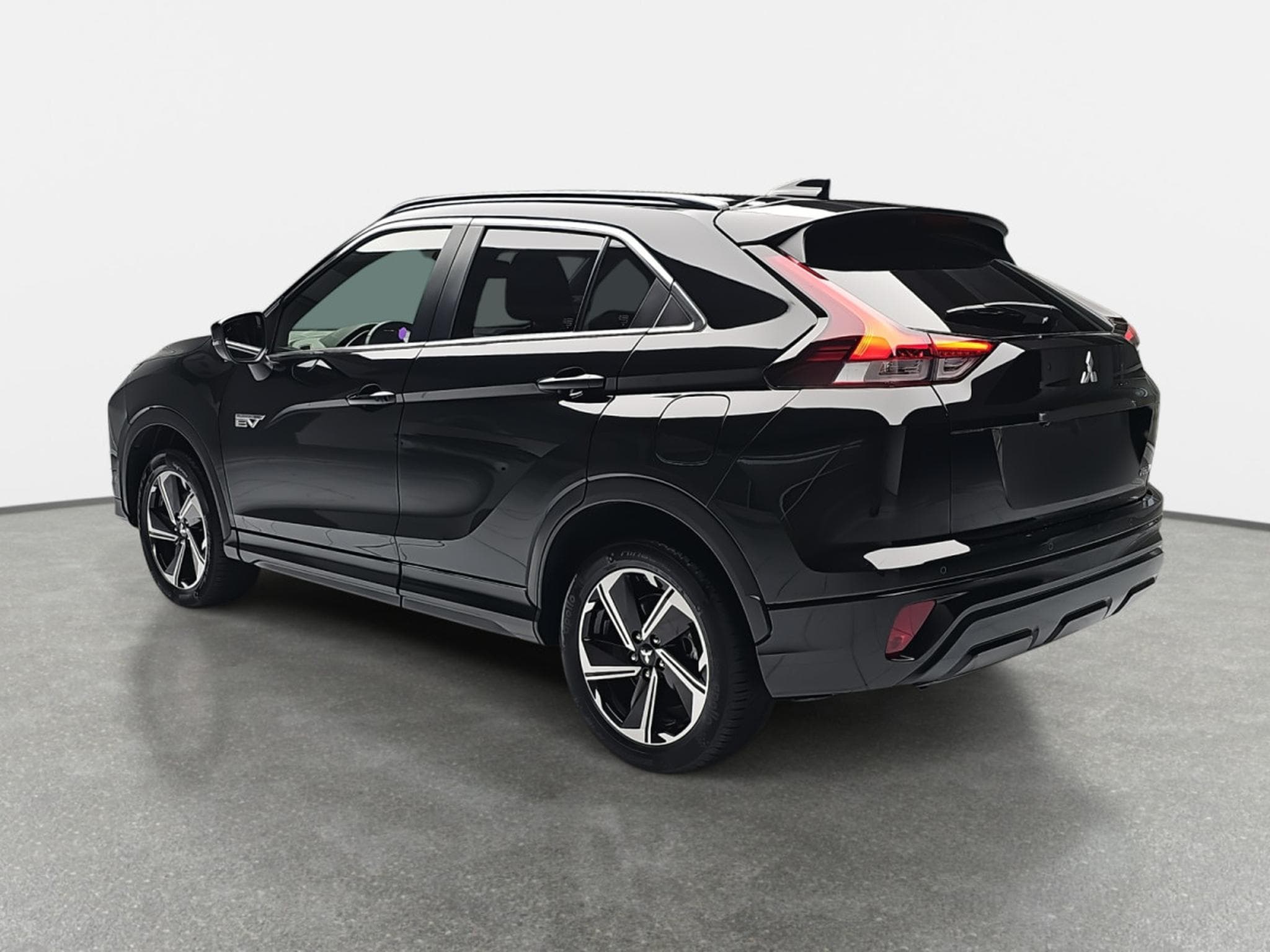 Mitsubishi Eclipse Cross 2.4 MIVEC PHEV CVT Select (2025) - Photo 4