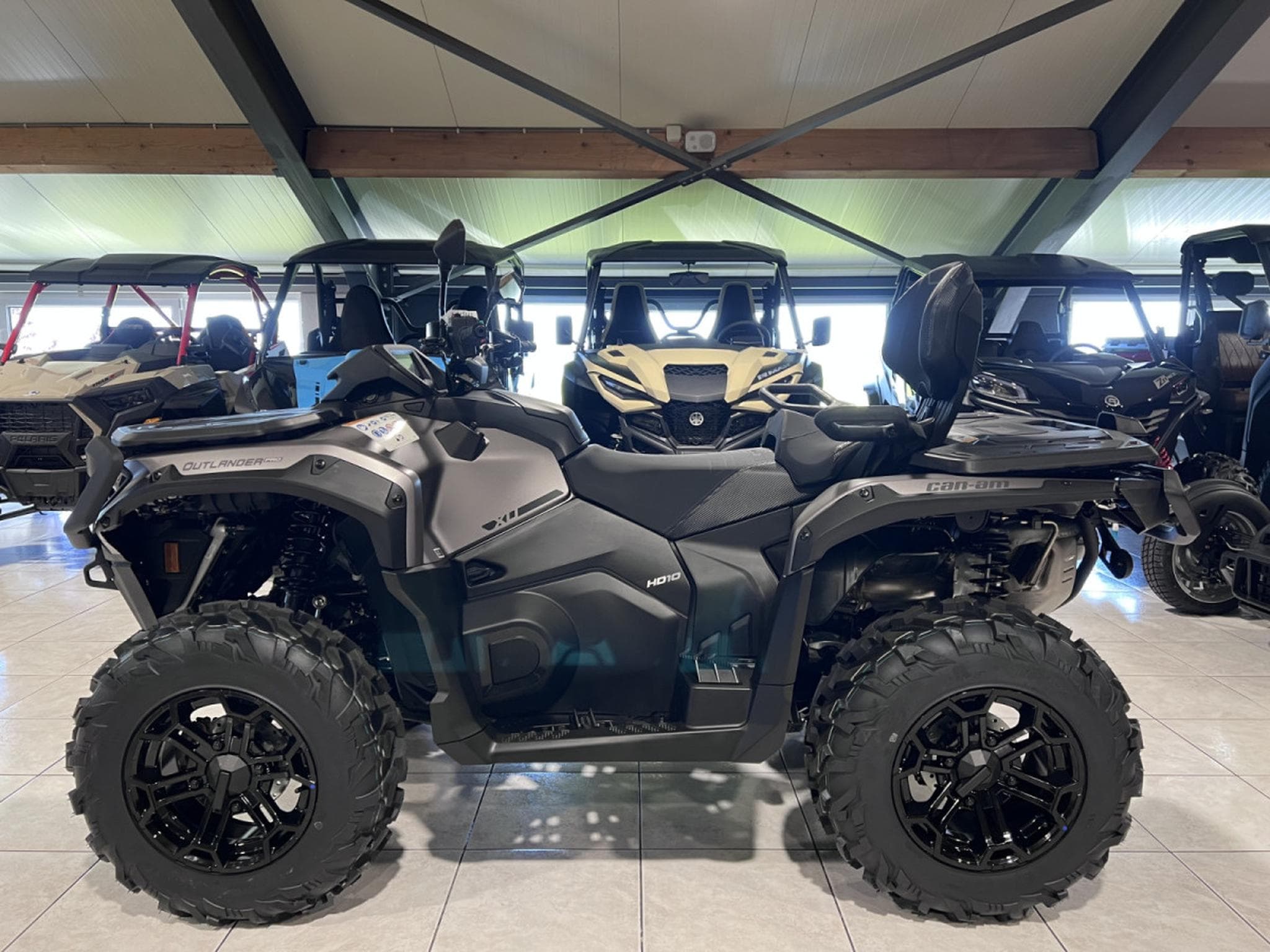 BRP Can-Am Outlander Max MY26 PRO XU HD 10 T 60km/h (2026) - Photo 5