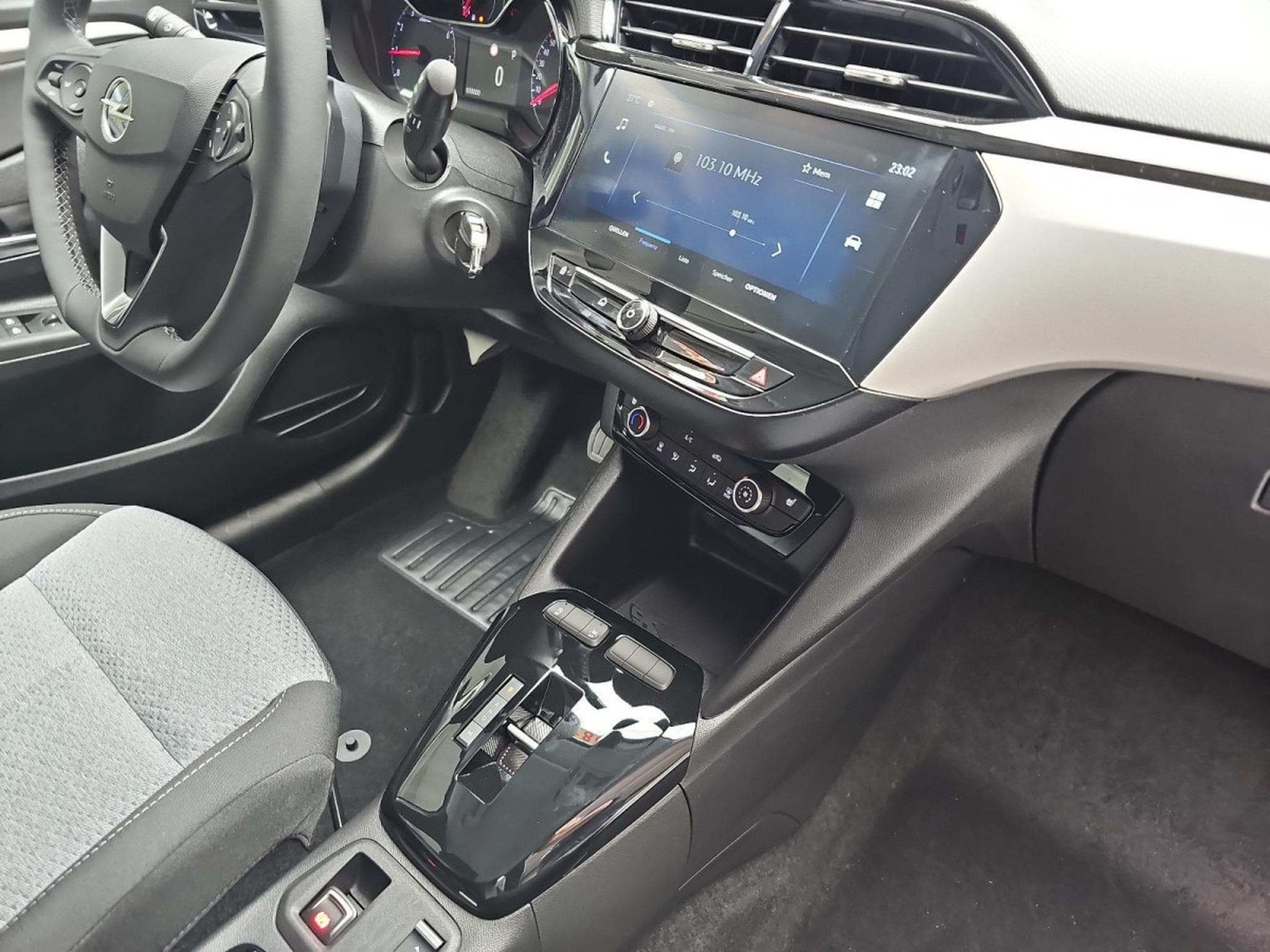 Opel Corsa 1.2 TURBO 101 Edition (2025) - Photo 16