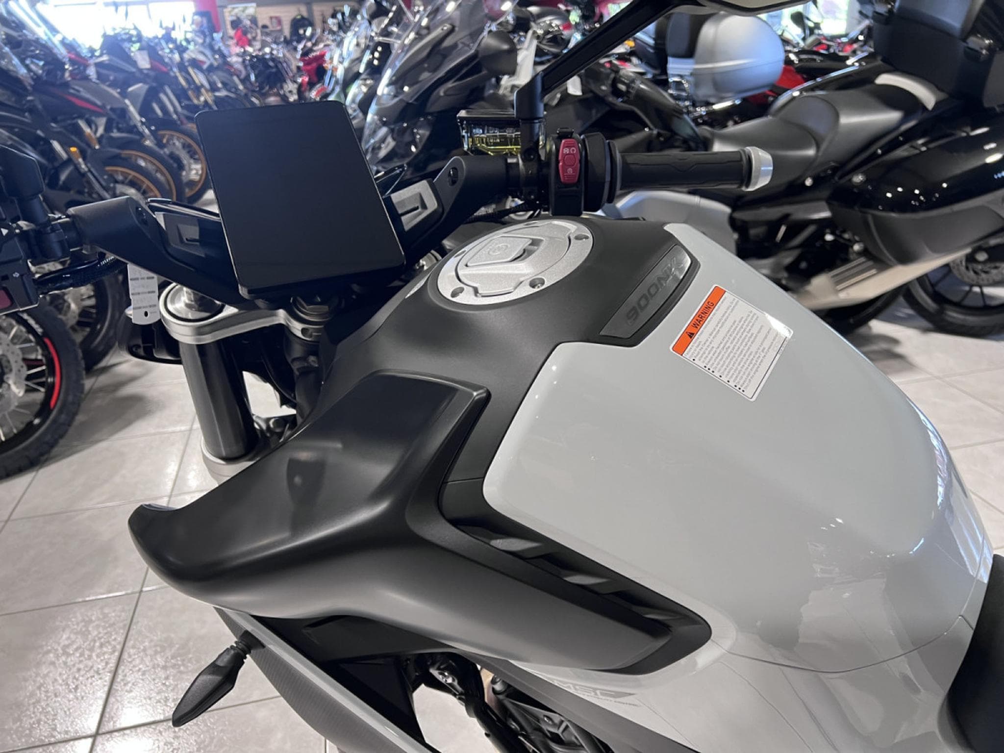 CF Moto 800 NK ADVANCED TC (2026) - Foto 6