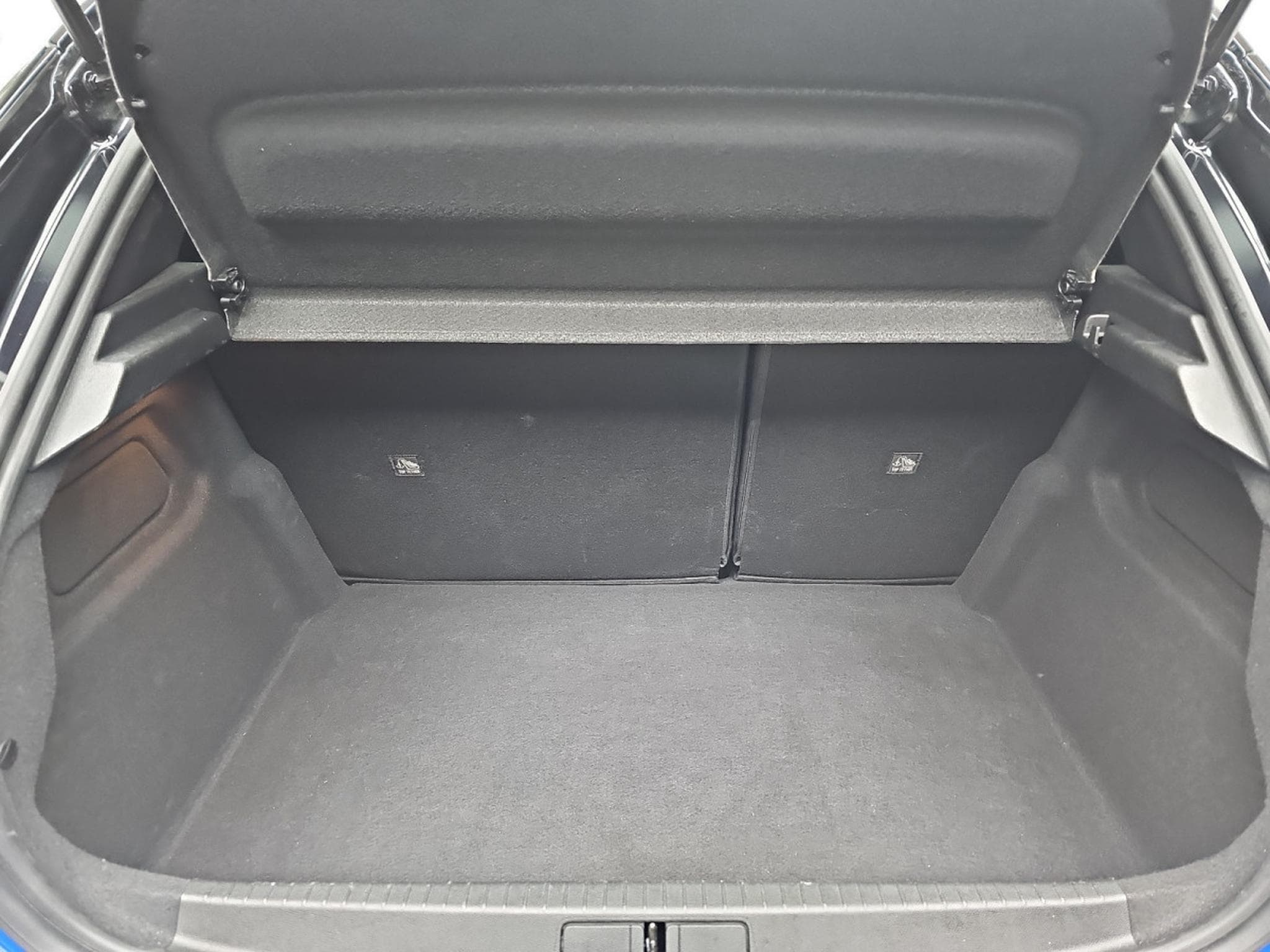 Opel Corsa 1.2 TURBO 101 GS (2025) - Photo 14