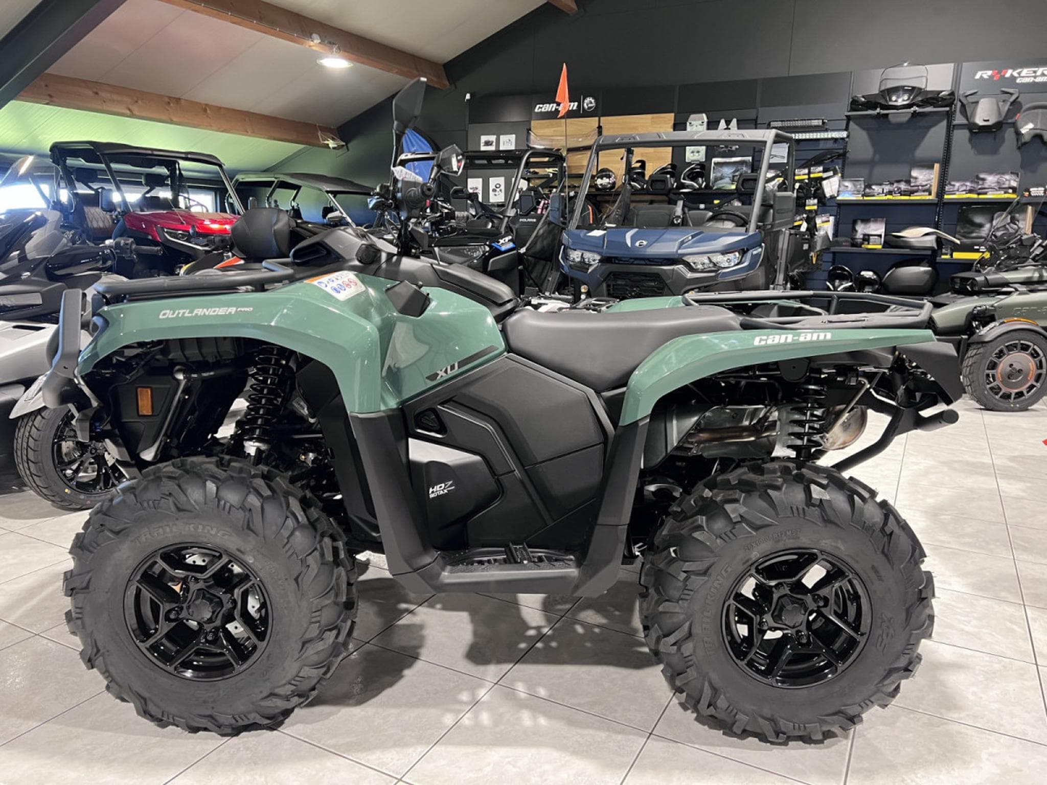 BRP Can-Am Outlander Pro MY26 XU T HD7 ABS  T3B  + 60 km/h (2026) - Foto 4