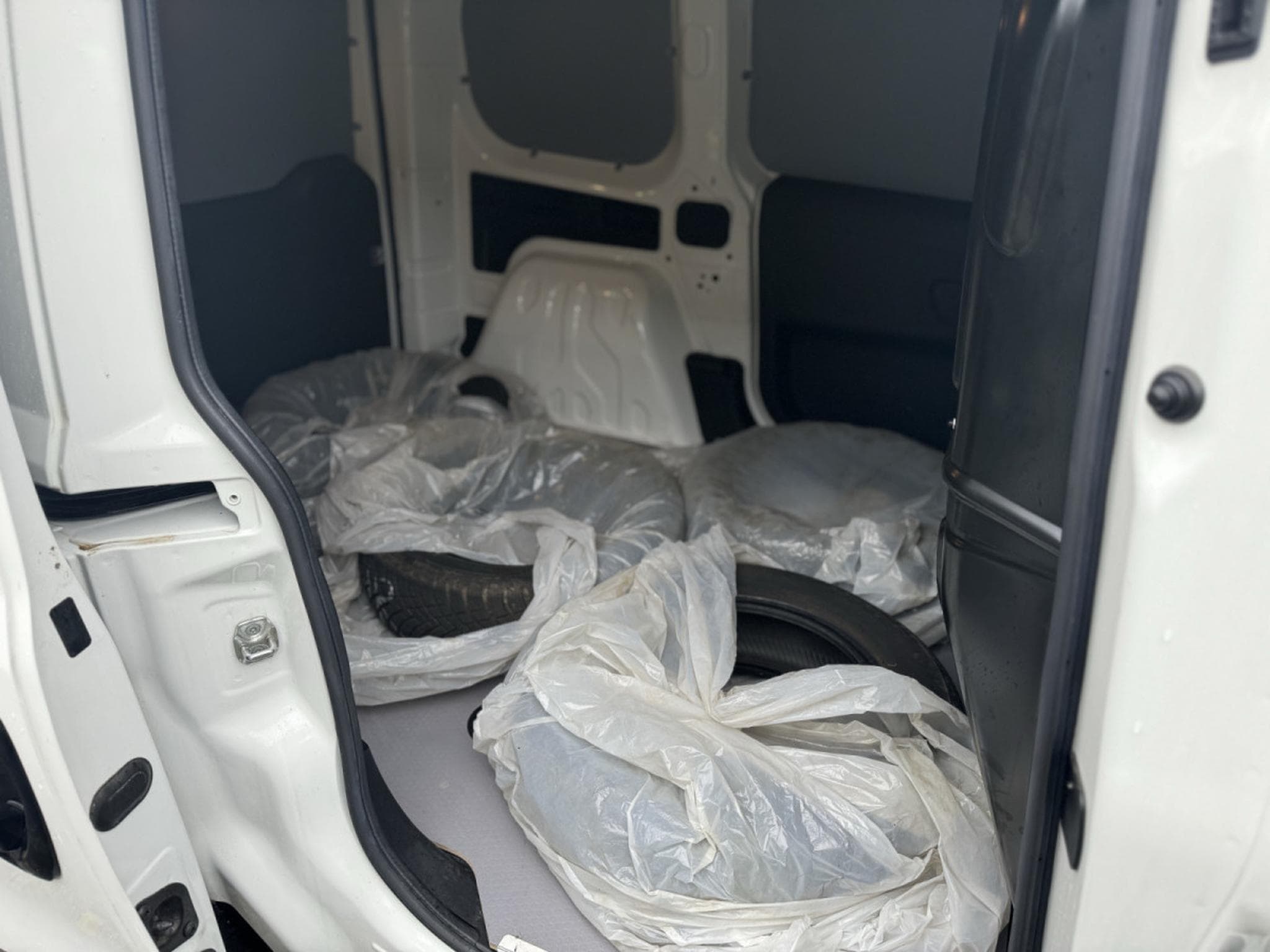 Fiat Doblo 1.3 MJet 95 (2019) - Foto 11