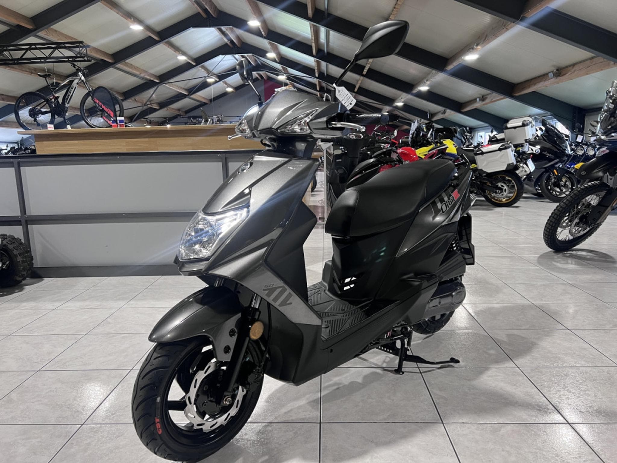 SYM Orbit III 50 Classe B 45 Km/h (2026) - Photo 2