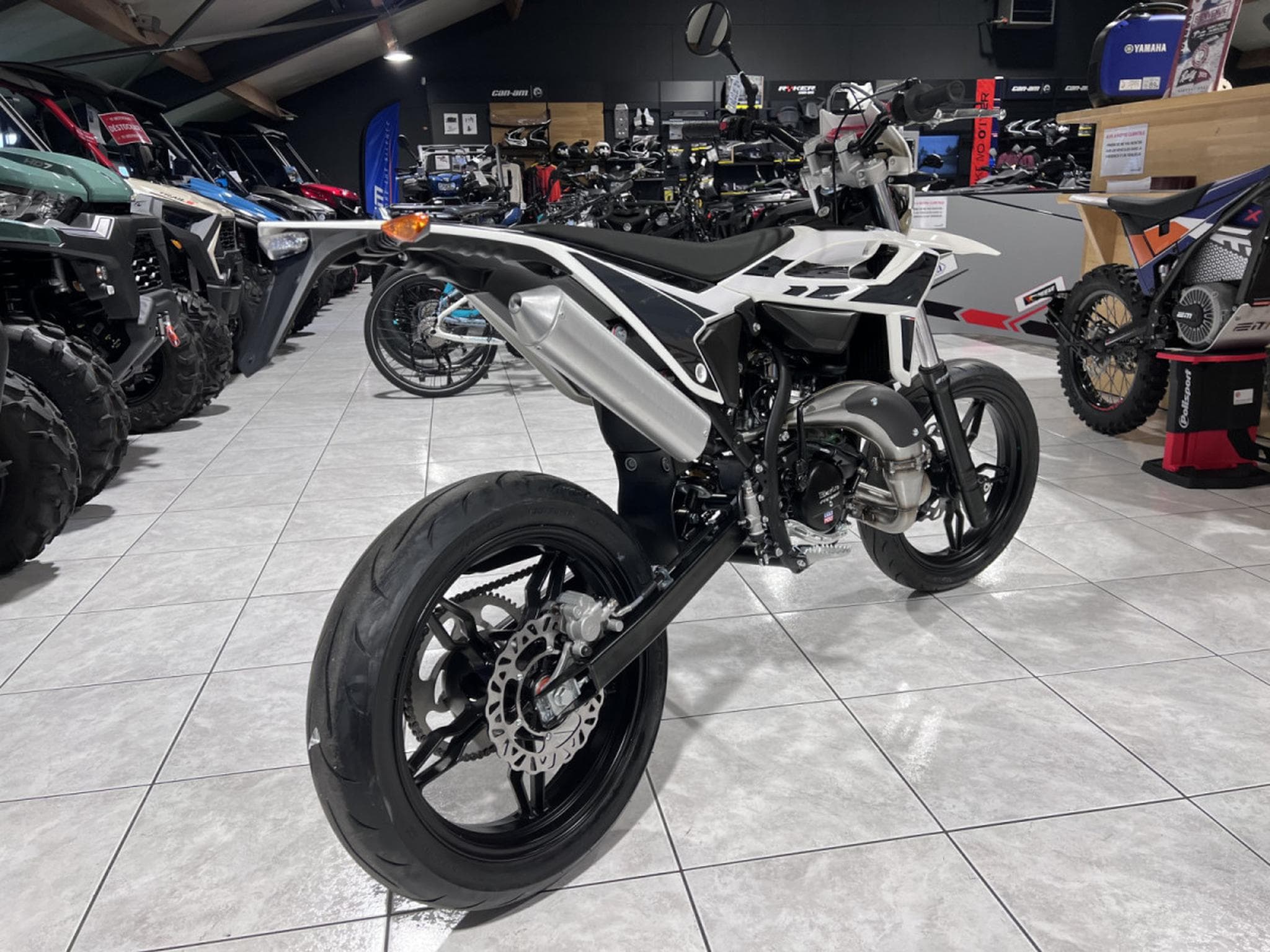 Beta RR Motard 50 SPORT 2T (2026) - Photo 3