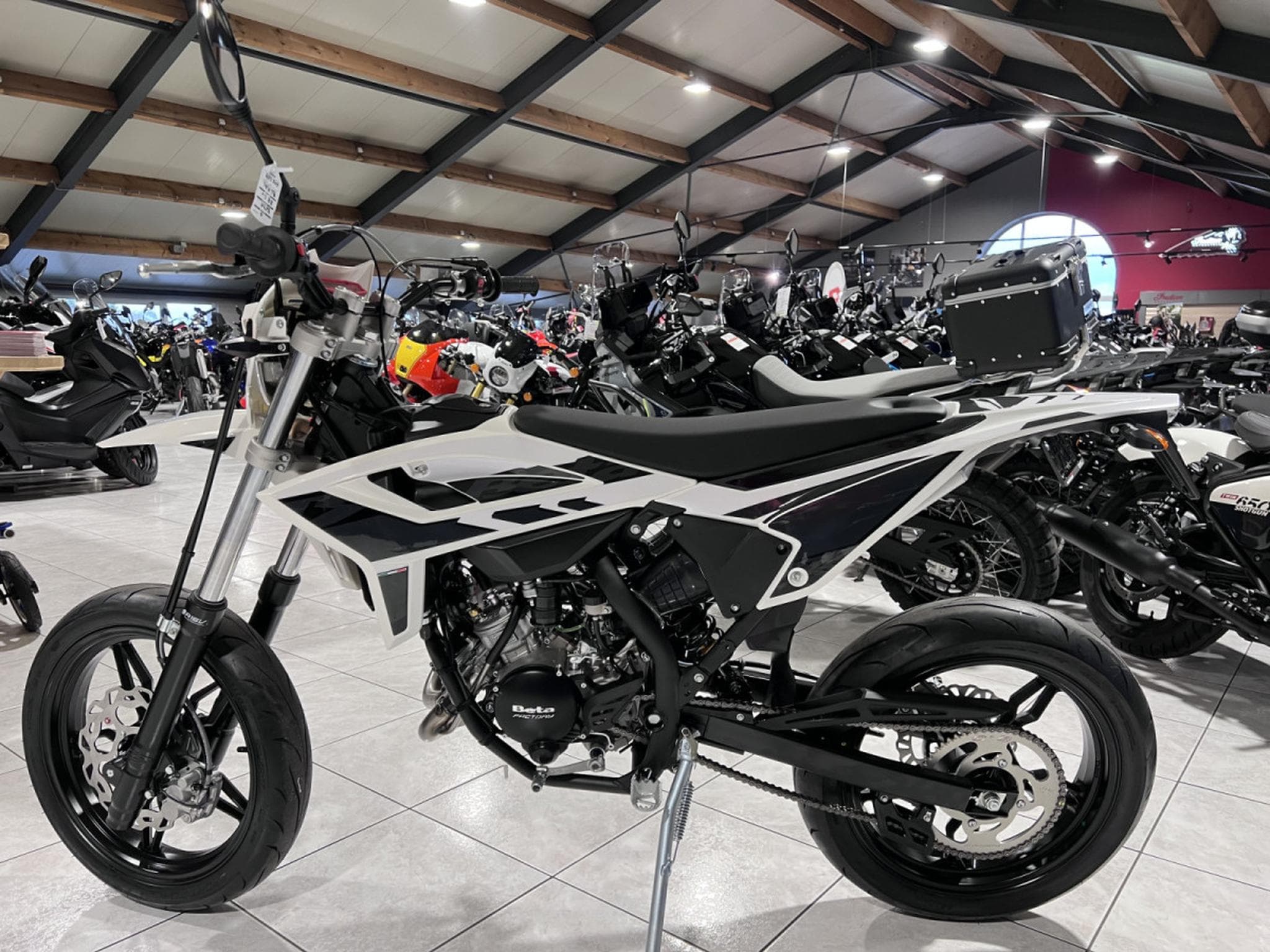 Beta RR Motard 50 SPORT 2T (2026) - Photo 4