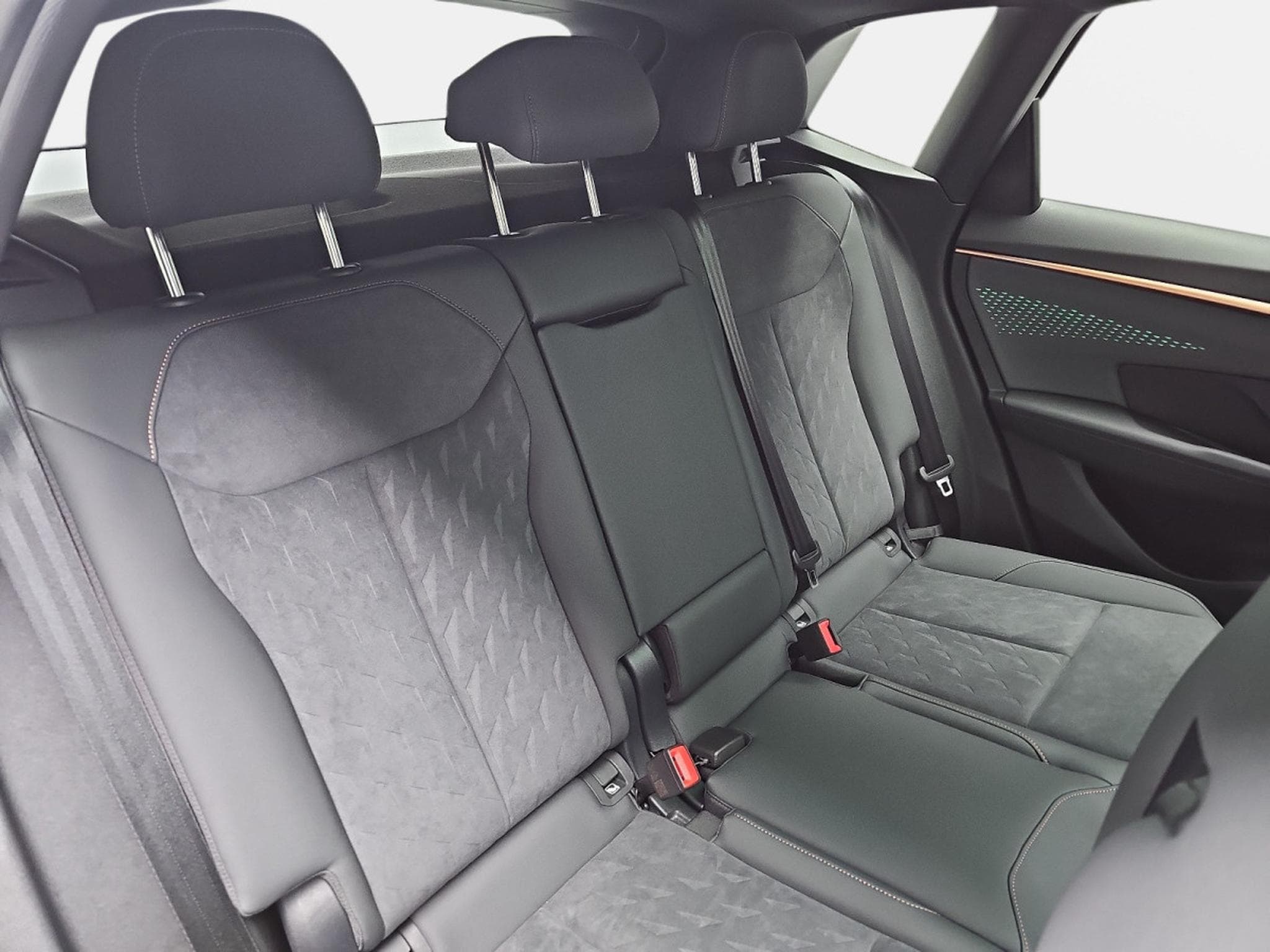 Cupra Terramar 2.0 TSI DSG 265 VZ 4Drive (2025) - Photo 9