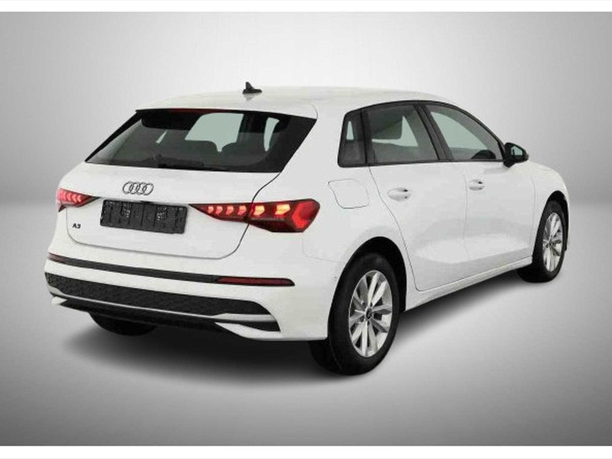 Audi A3 35 TFSi 150 Sportback S-tronic (2025) - Photo 3