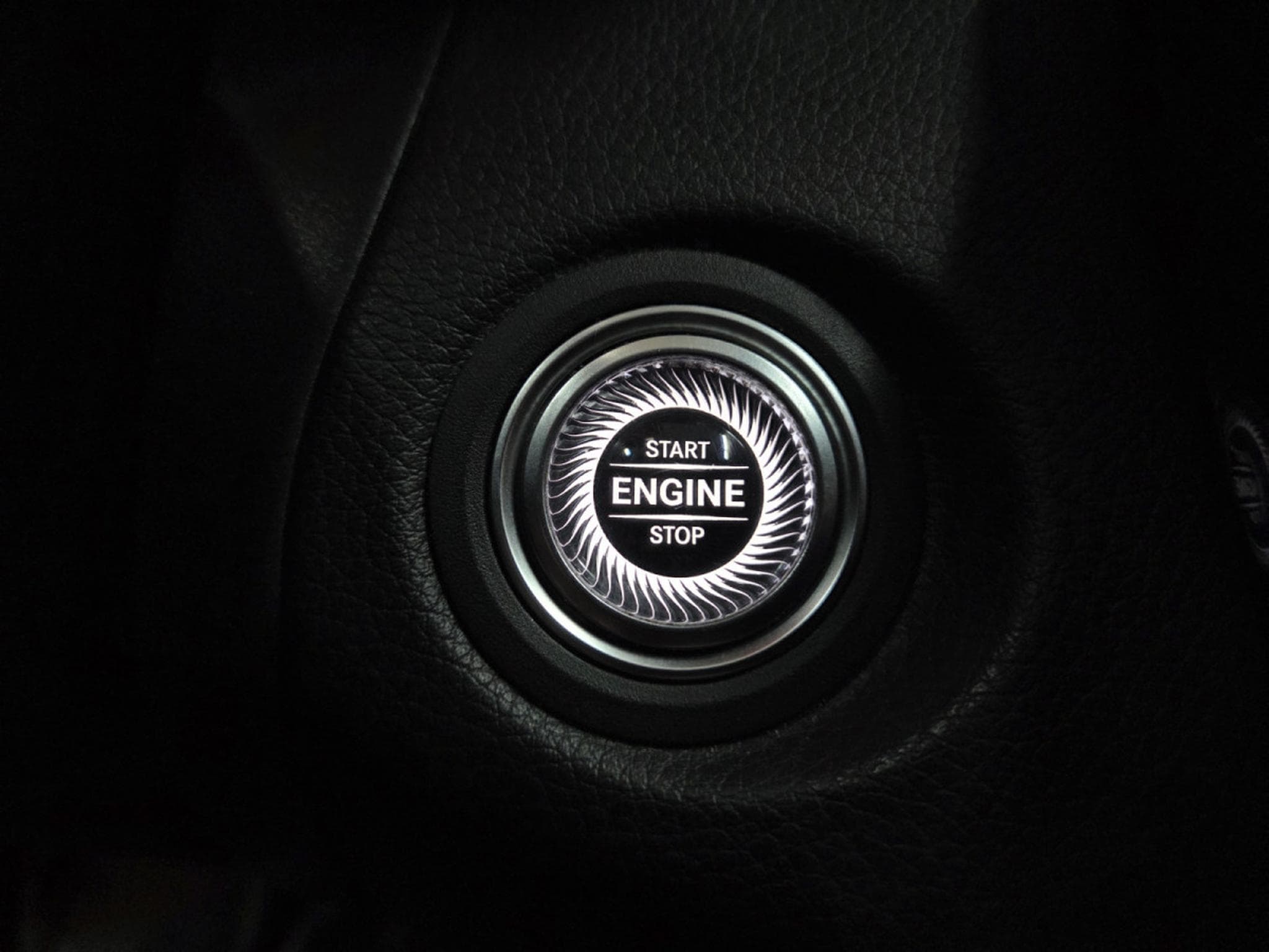 Mercedes C 200 D 160CV Business Solution (2018) - Photo 15