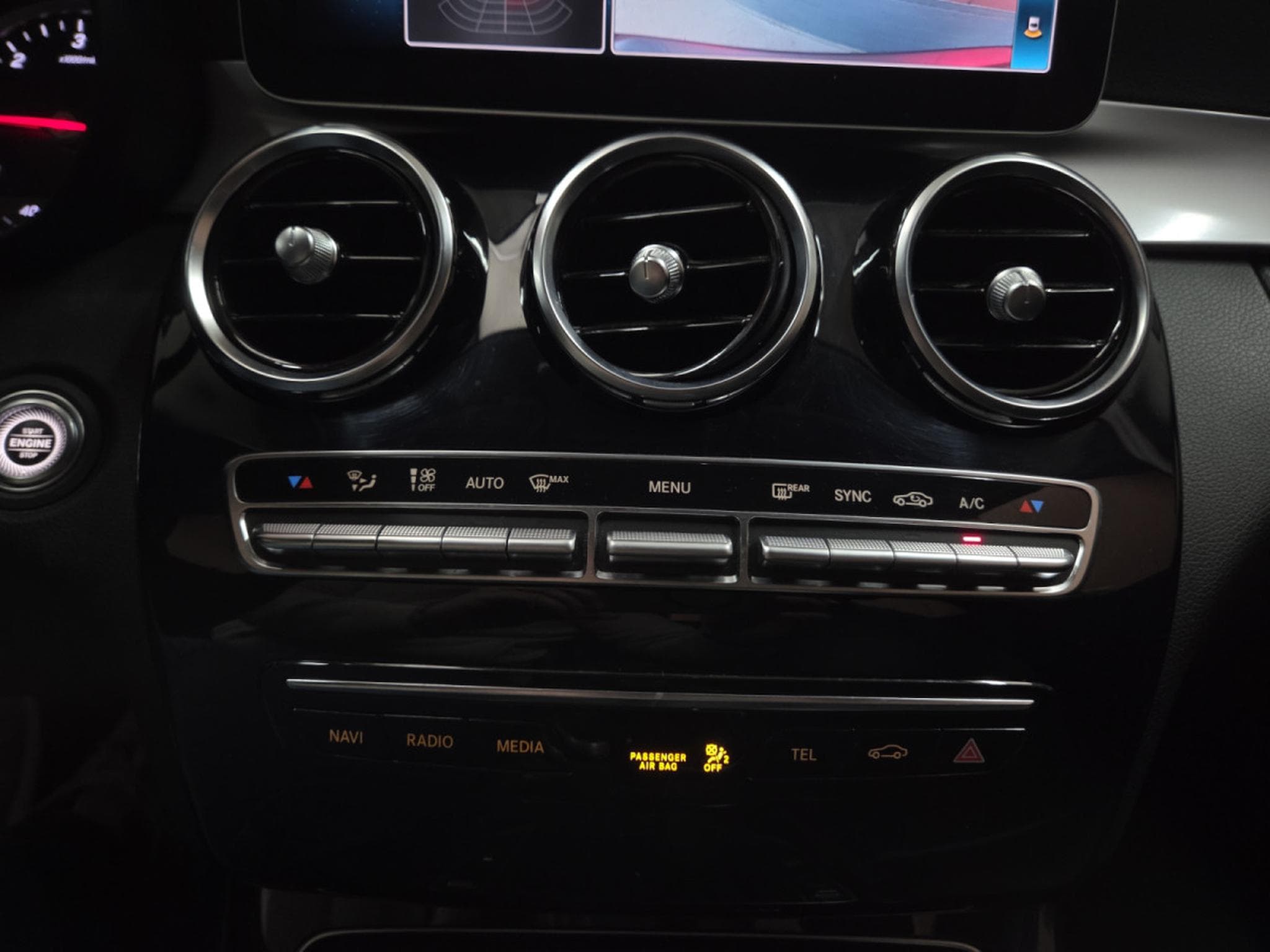 Mercedes C 200 D 160CV Business Solution (2018) - Photo 21