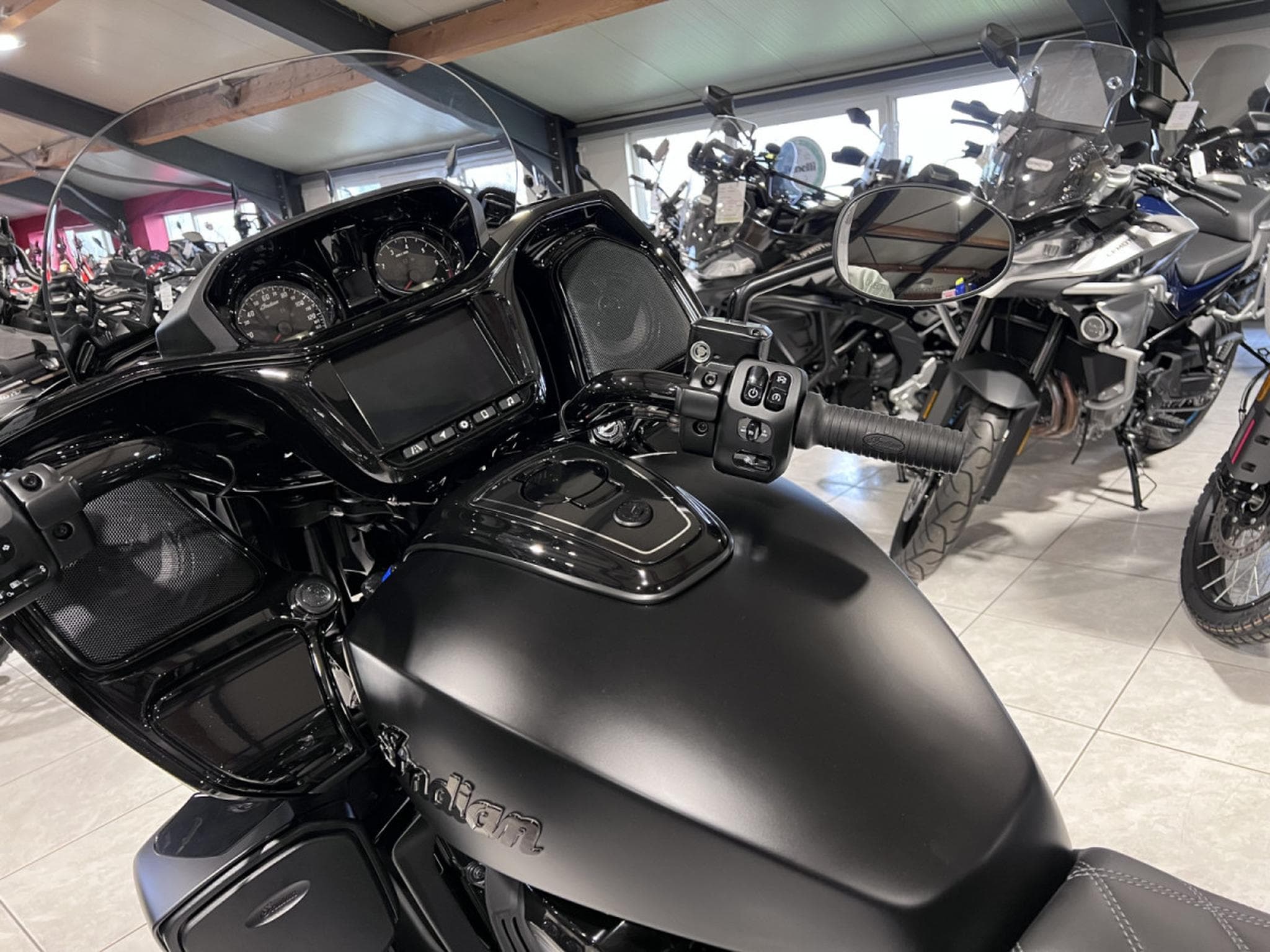 Indian Pursuit DARK HORSE PACK 112 (2026) - Photo 6