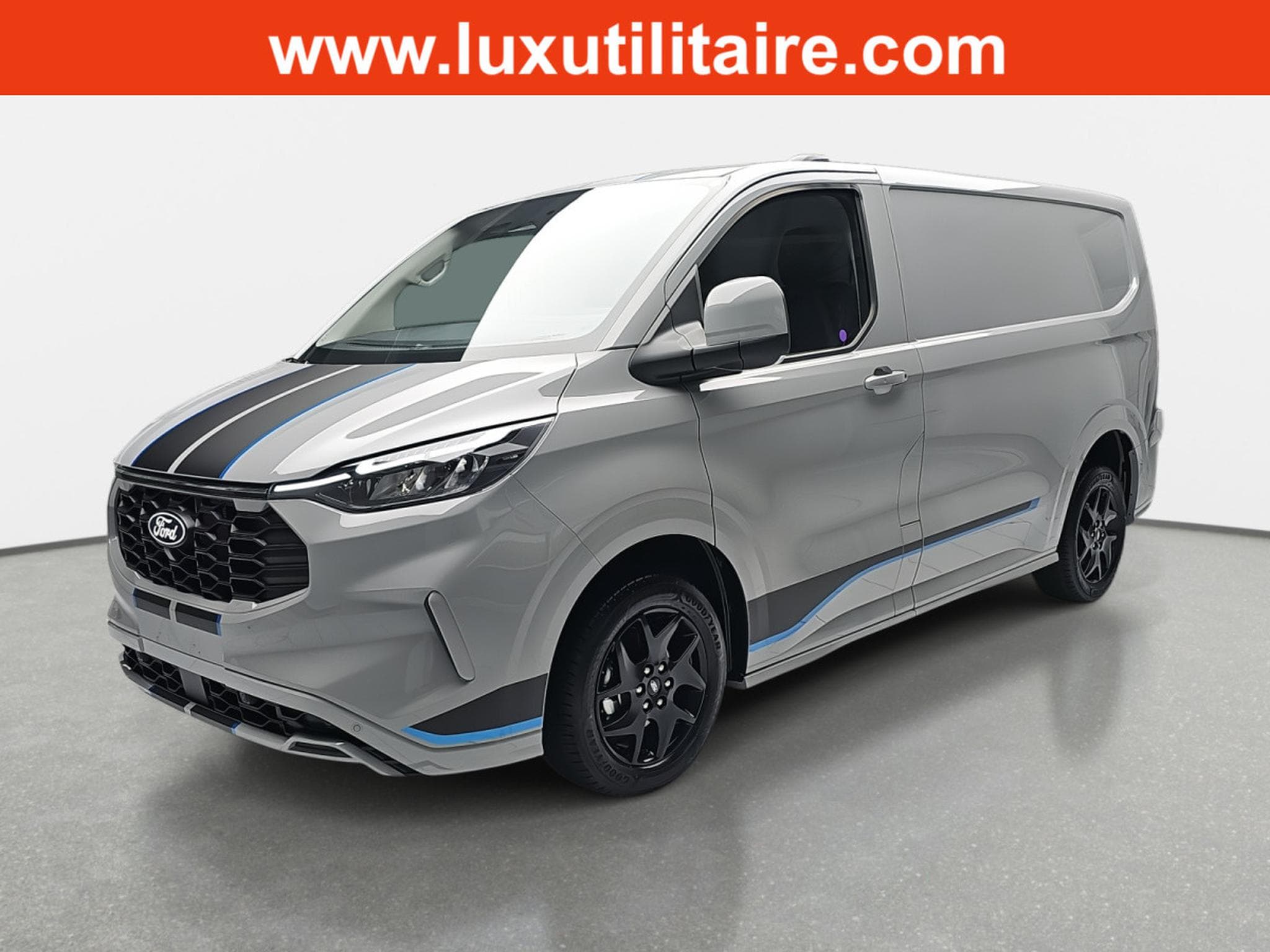 Ford Transit 2.0 ECOBLUE 170 BVA L1H1 Sport (2026) - Foto 2