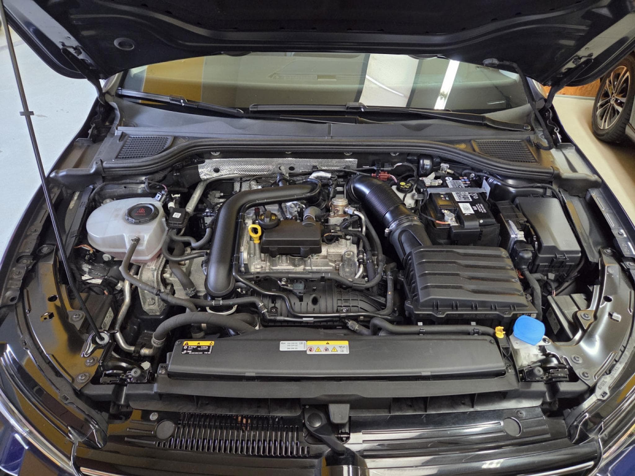 VW Golf 1.0TSI 110CV LIFE (2022) - Photo 19