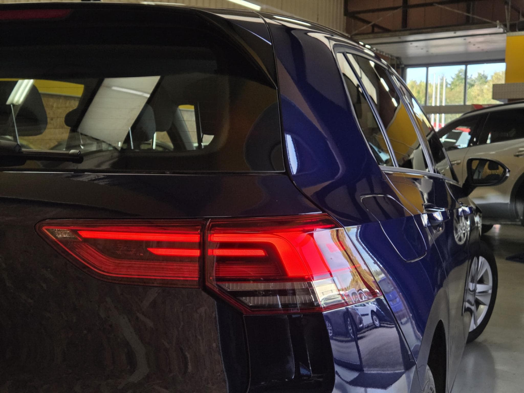 VW Golf 1.0TSI 110CV LIFE (2022) - Photo 5