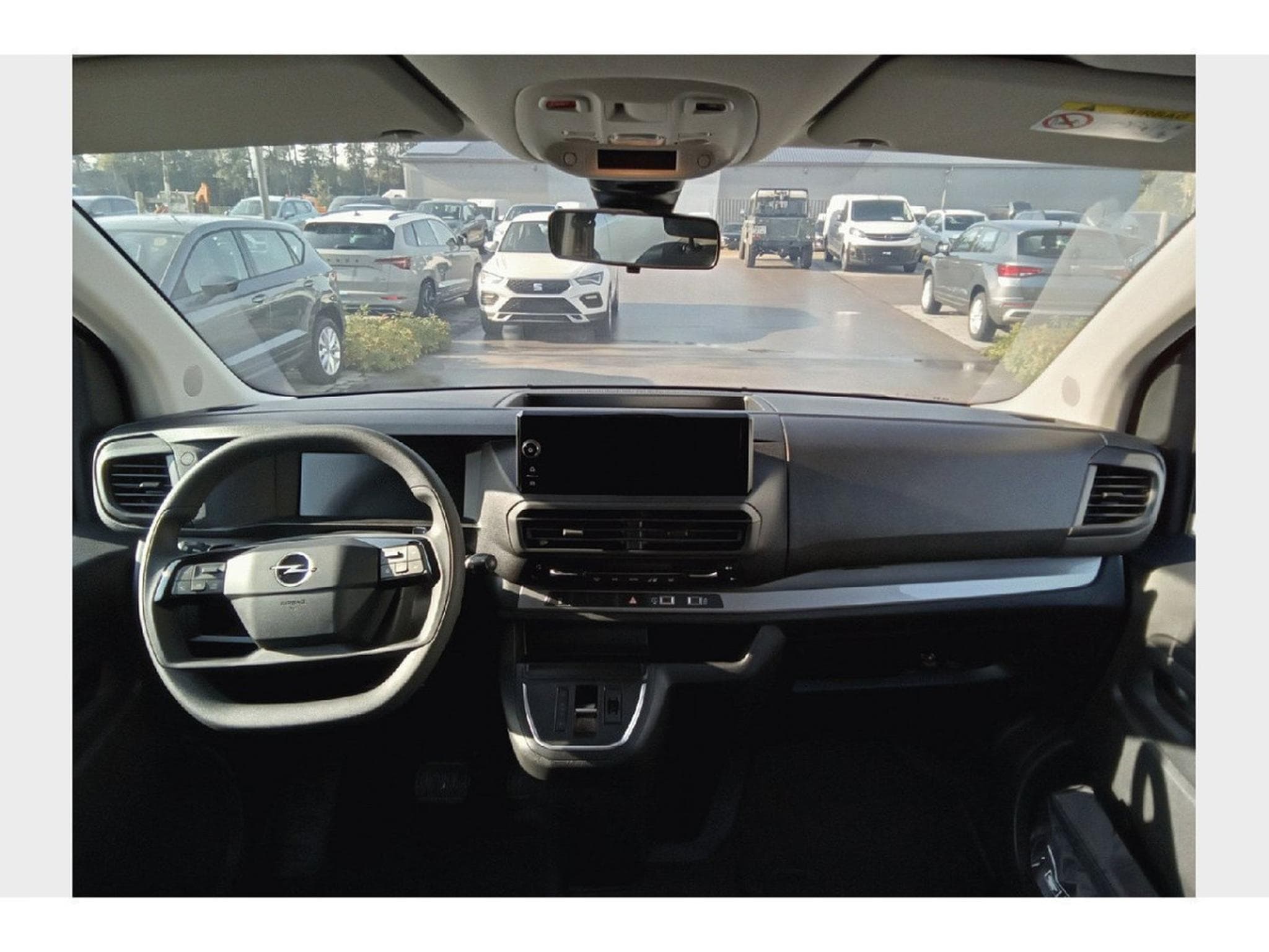 Opel Vivaro 2.0 BlueHDI 180 AT8 Kombi L2 (2025) - Photo 6