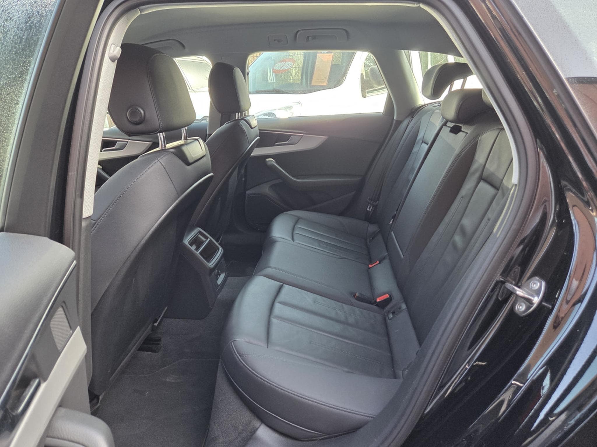 Audi A4 AVANT 30TDI S-TRONIC (2021) - Photo 19