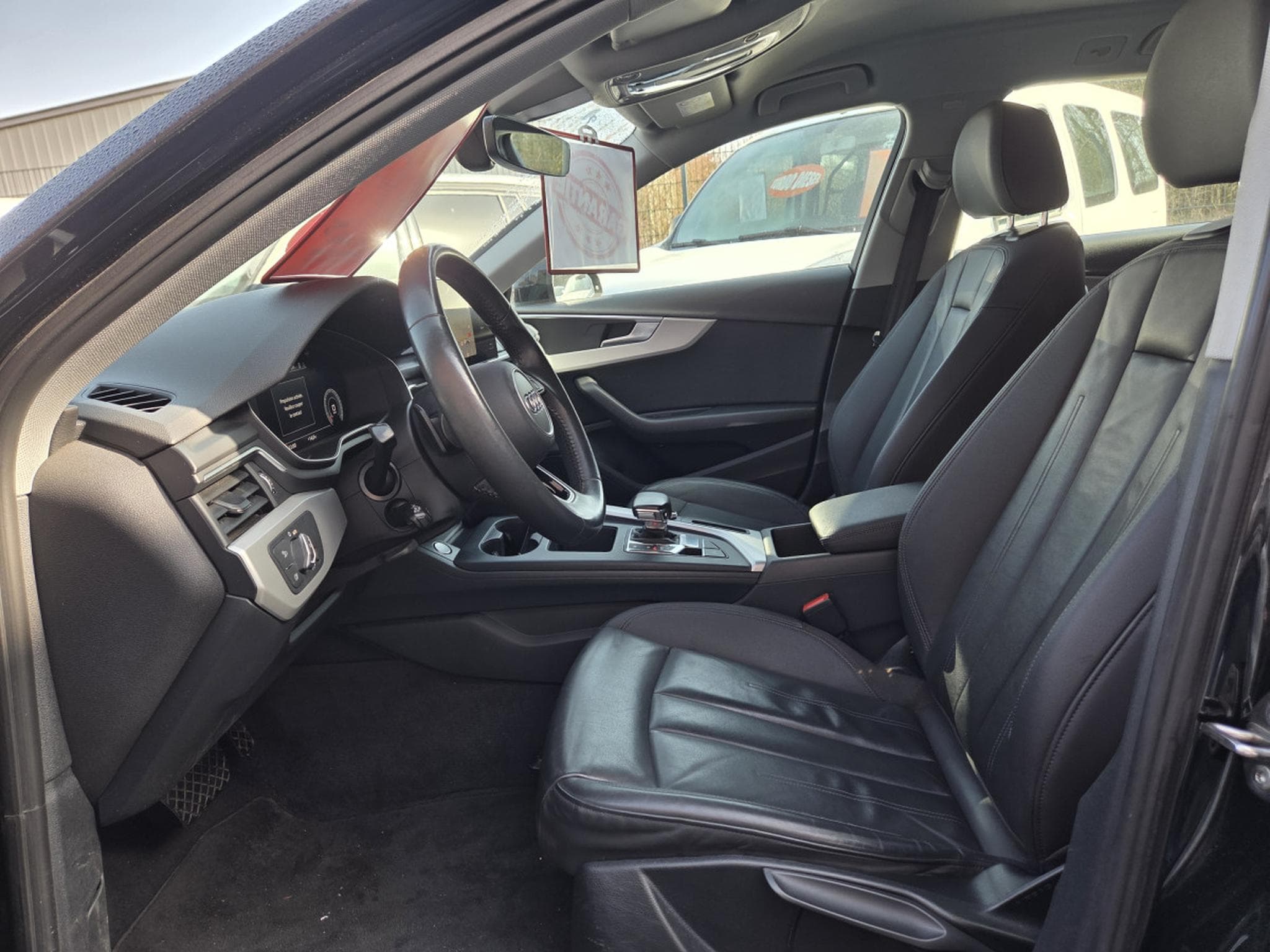 Audi A4 AVANT 30TDI S-TRONIC (2021) - Photo 8