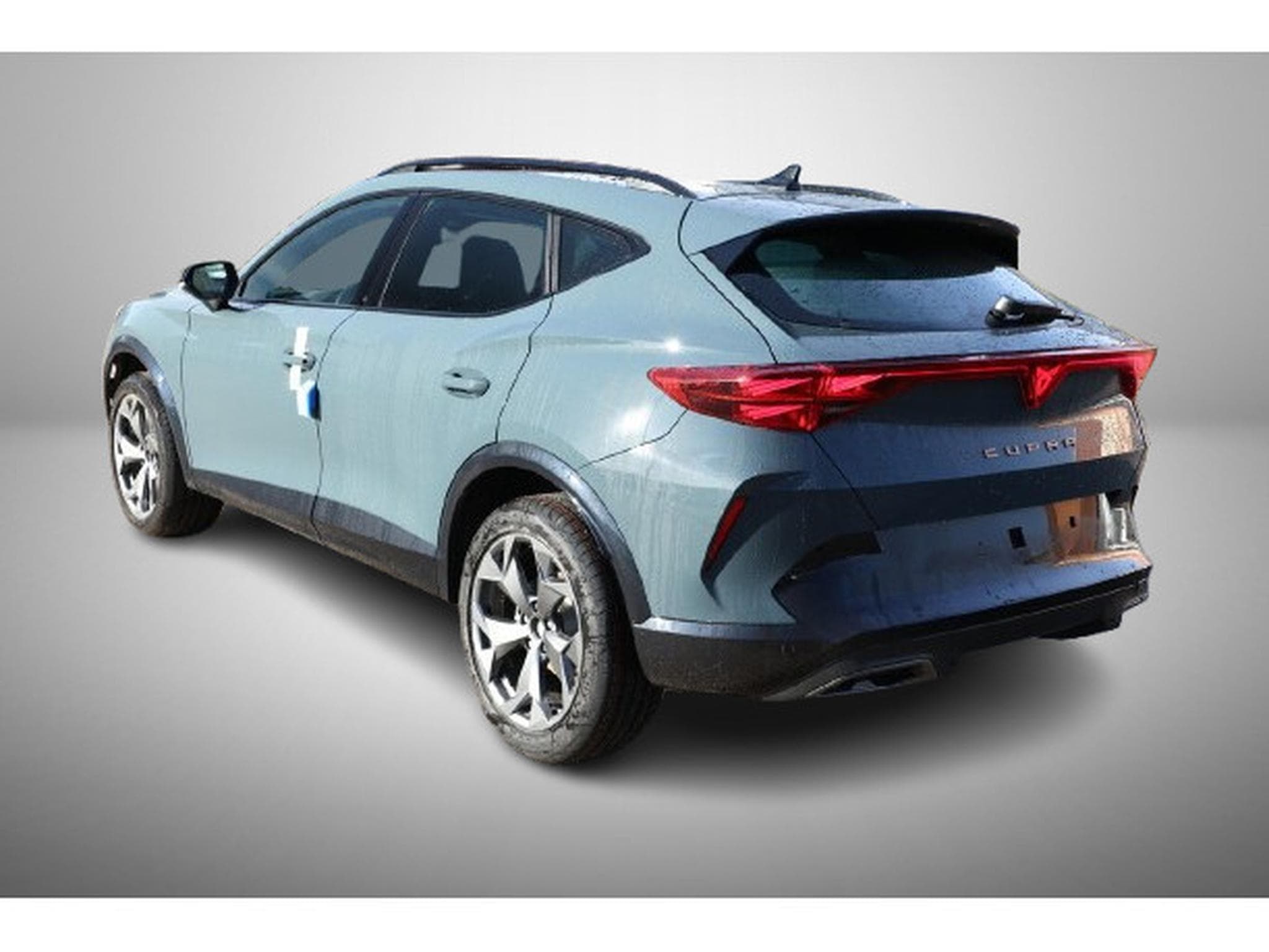 Cupra Formentor 1.5 eTSi DSG 150 (2025) - Photo 4
