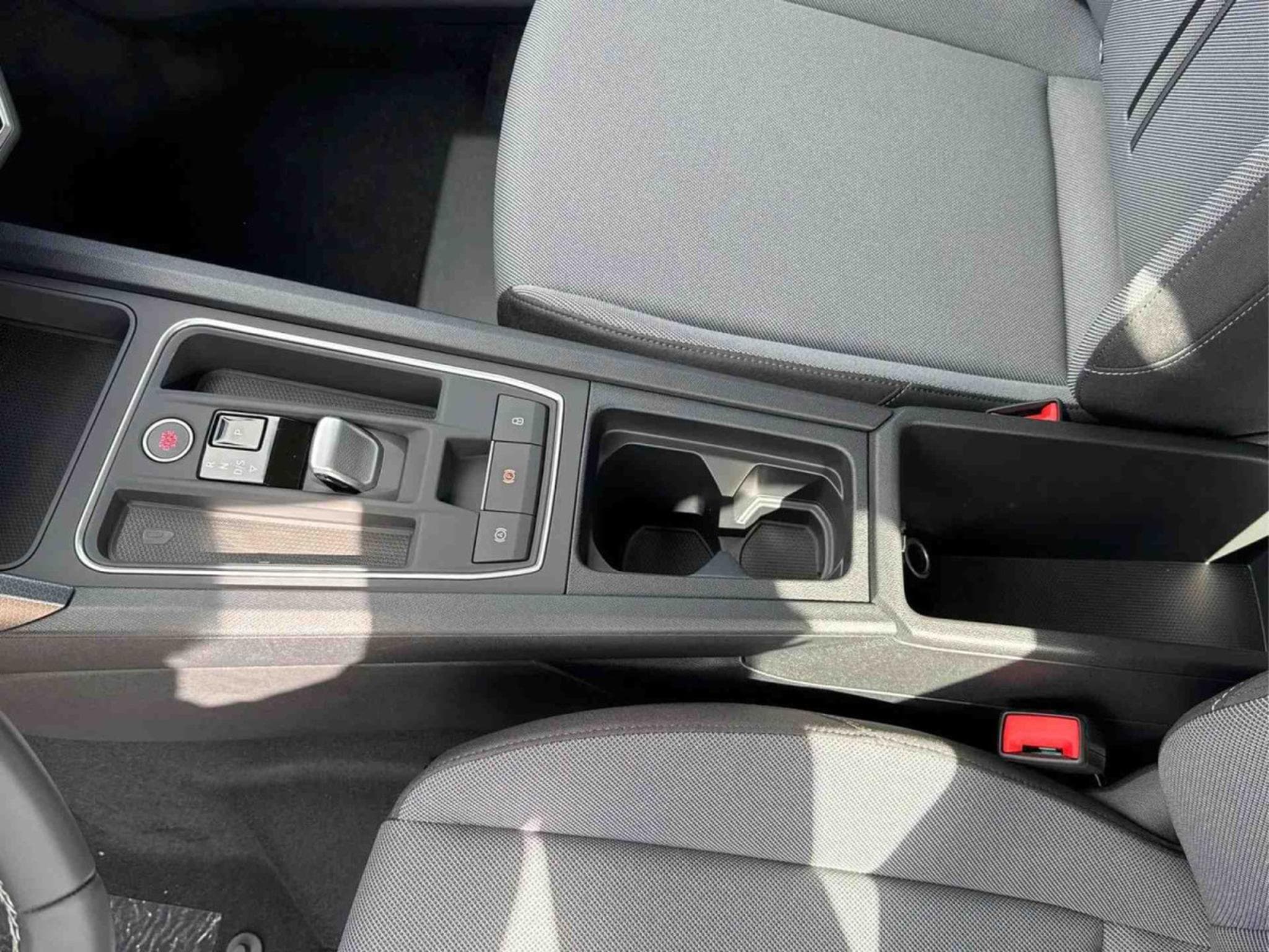 Seat Leon 1.5 TSi 150 DSG  FR (2025) - Photo 16