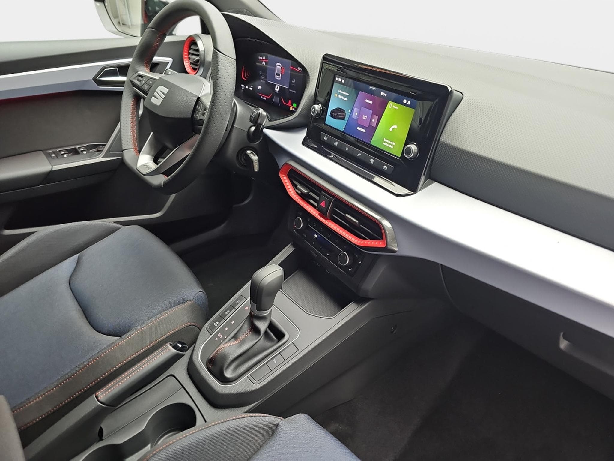 Seat Ibiza 1.0 TSi 116 DSG  FR (2025) - Photo 16