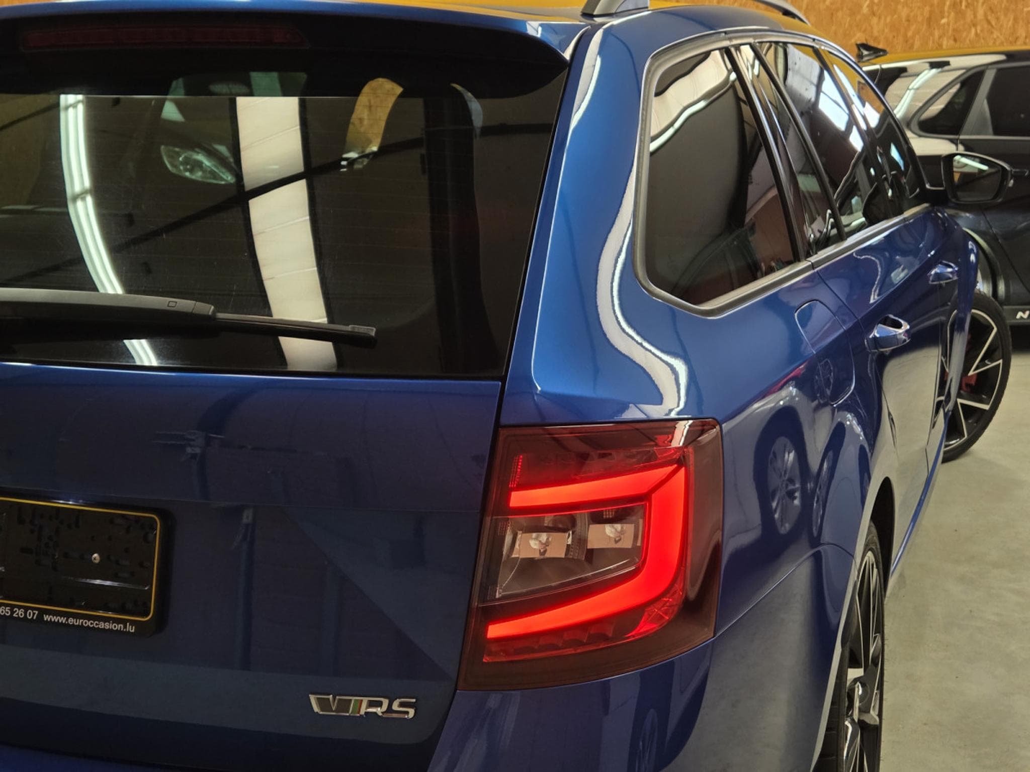 Skoda Octavia RS DSG 245CV (2019) - Photo 5