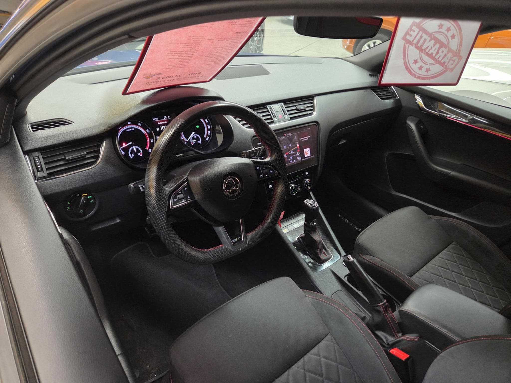 Skoda Octavia RS DSG 245CV (2019) - Photo 9